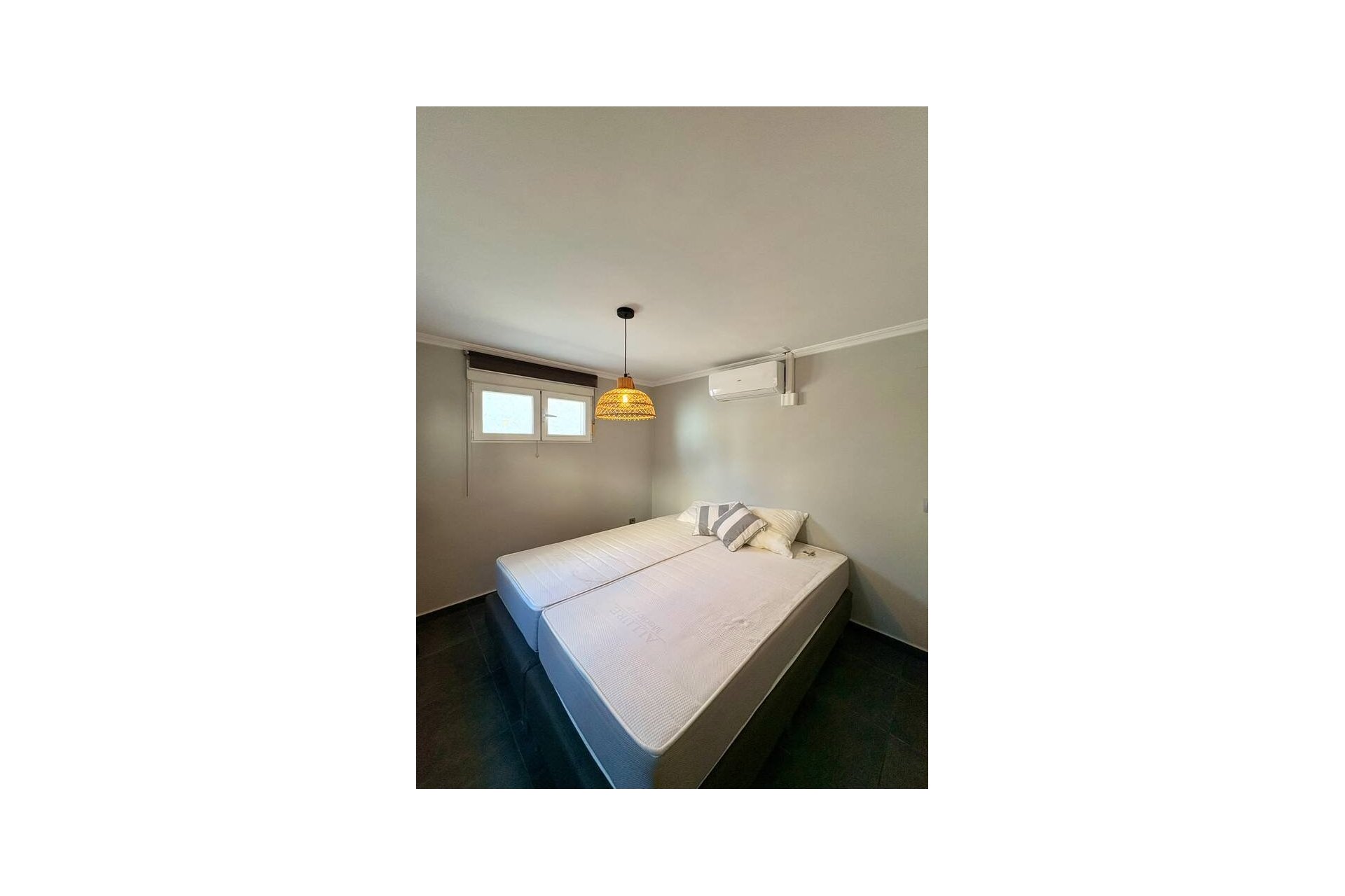 Resale - Villa -
Rojales - Costa Blanca