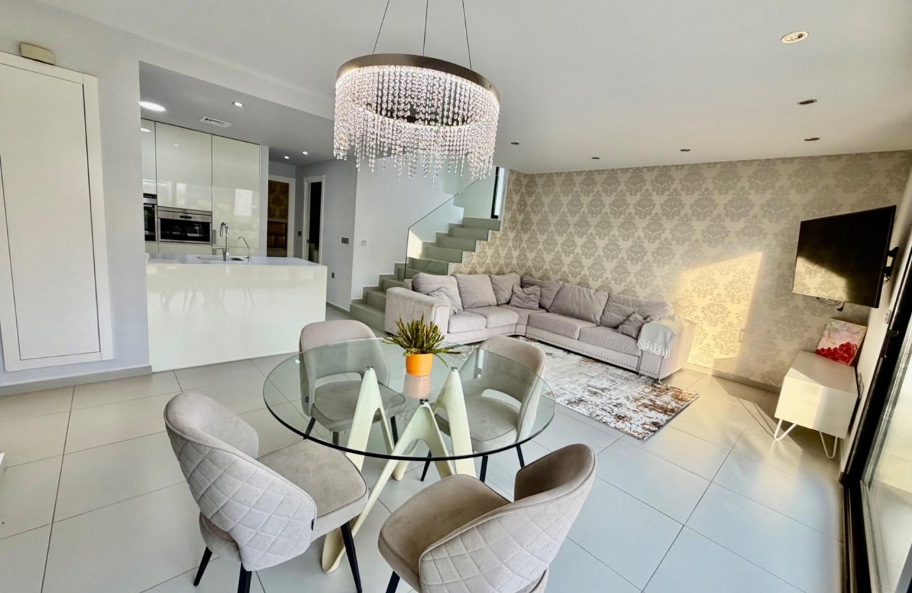 Resale - Villa -
Rojales - Cuidad Quesada