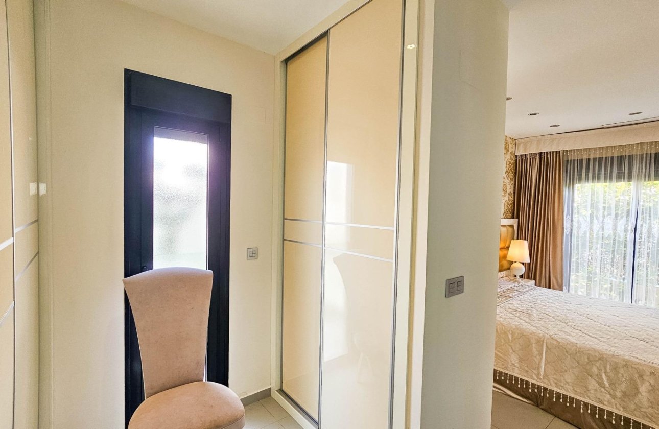 Resale - Villa -
Rojales - Cuidad Quesada