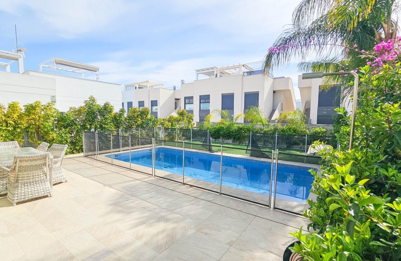 Resale - Villa -
Rojales - Cuidad Quesada