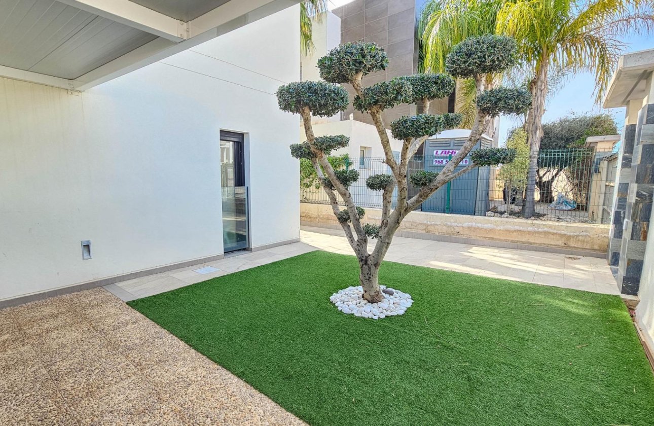 Resale - Villa -
Rojales - Cuidad Quesada