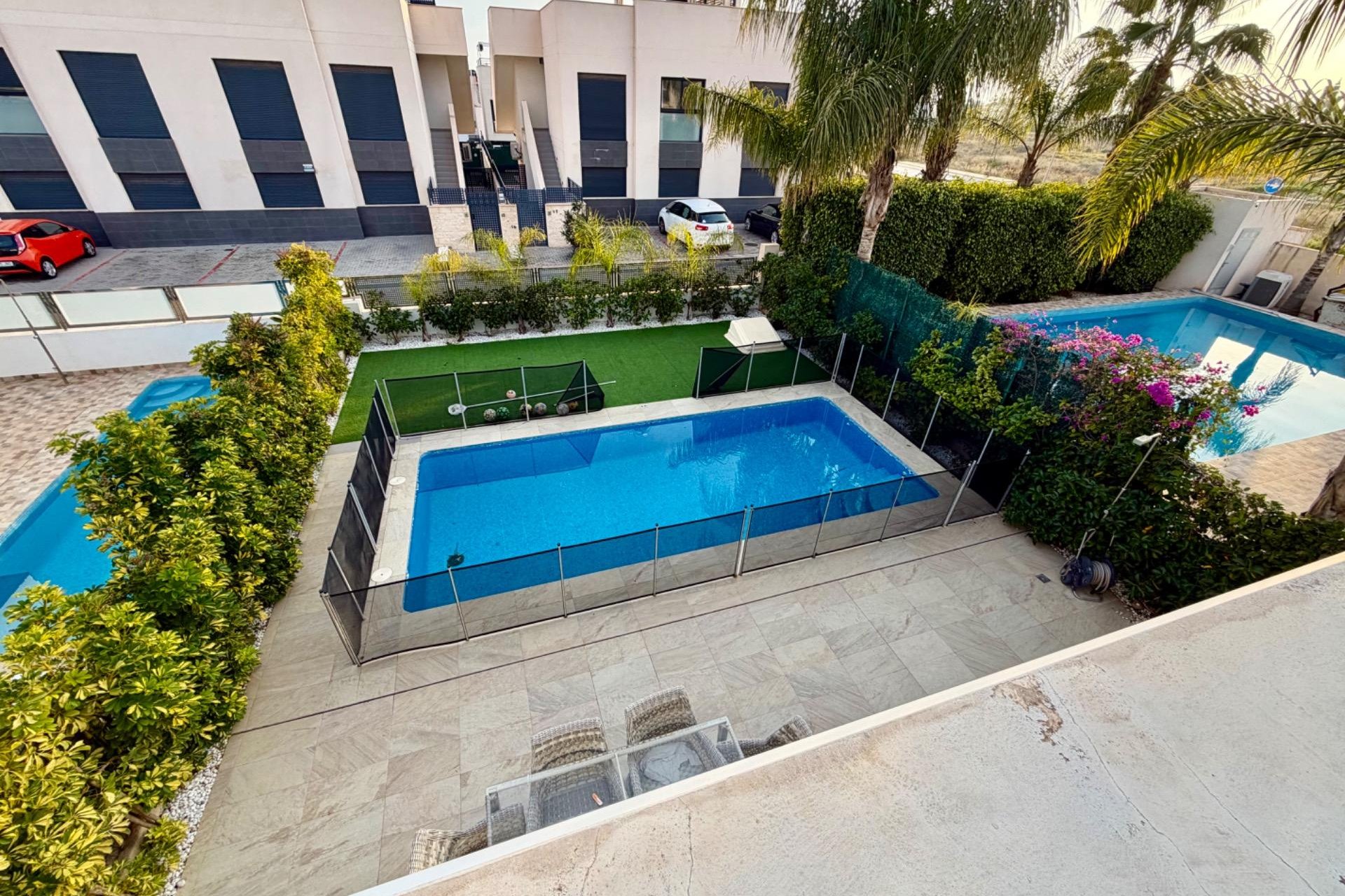 Resale - Villa -
Rojales - Cuidad Quesada