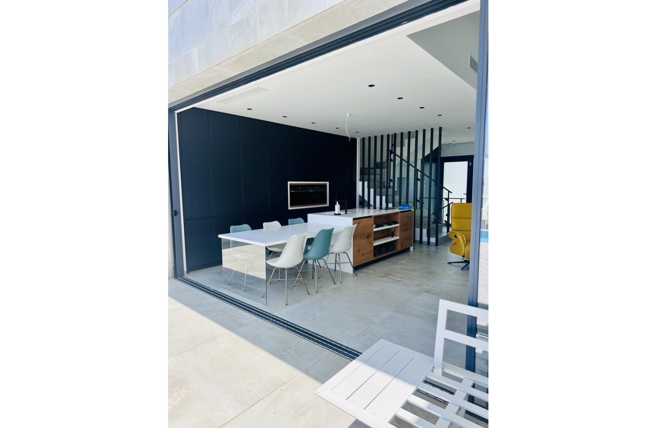 Resale - Villa -
Rojales Hills - Costa Blanca