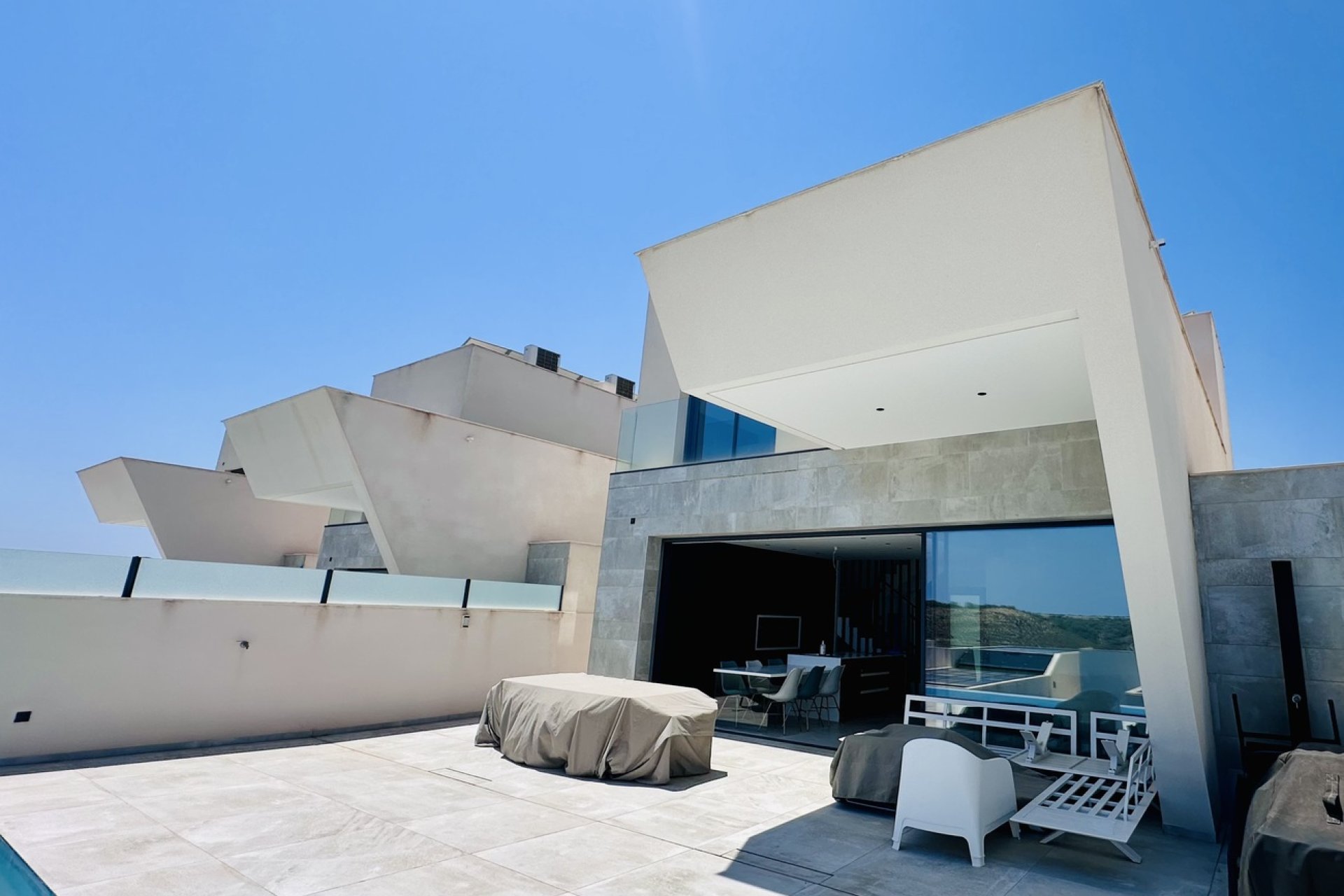 Resale - Villa -
Rojales Hills - Costa Blanca