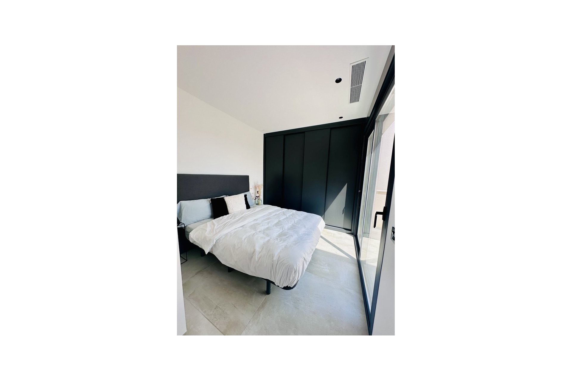 Resale - Villa -
Rojales Hills - Costa Blanca