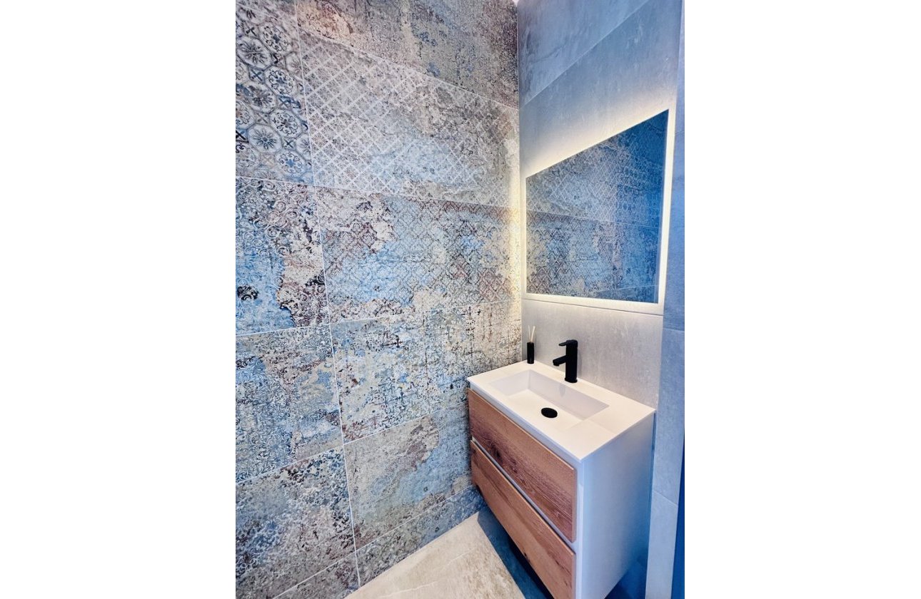 Resale - Villa -
Rojales Hills - Costa Blanca