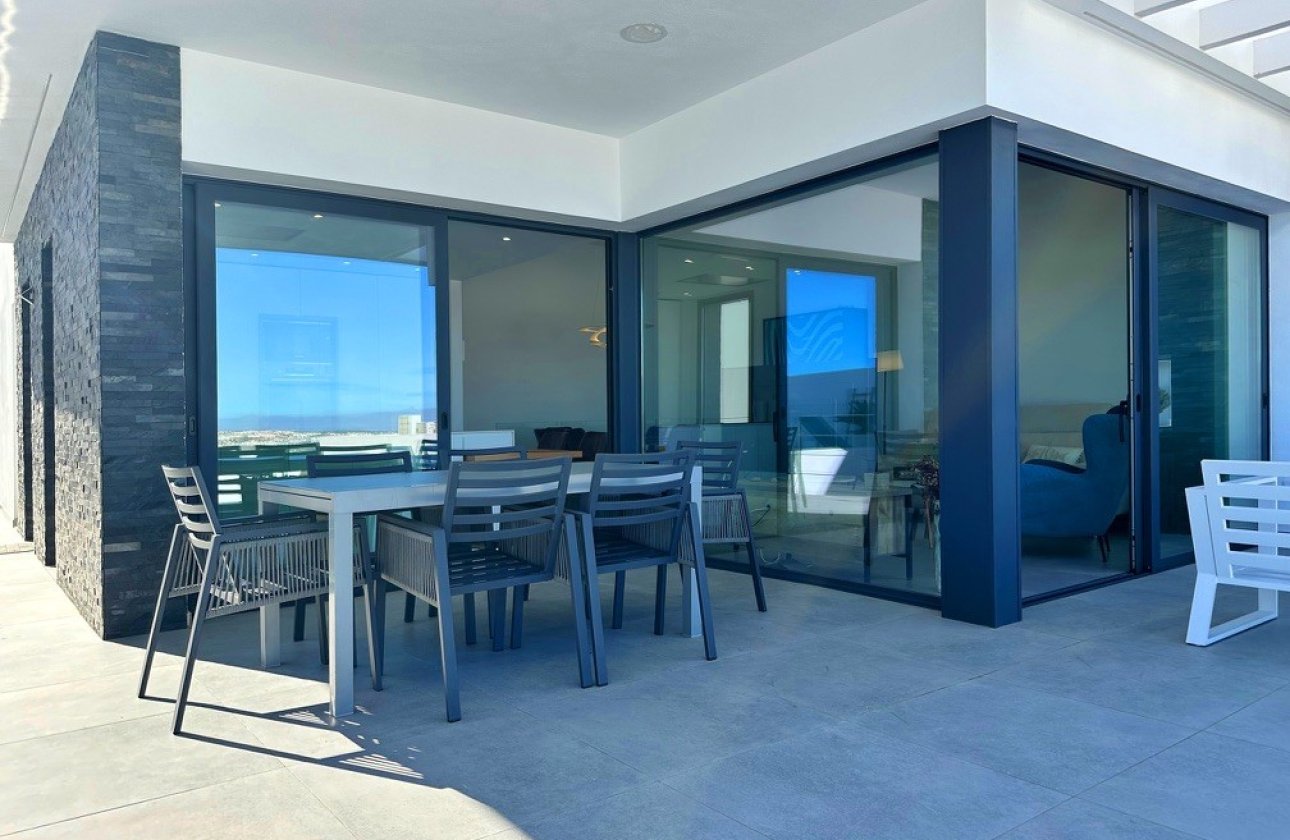 Resale - Villa -
Rojales - Inland