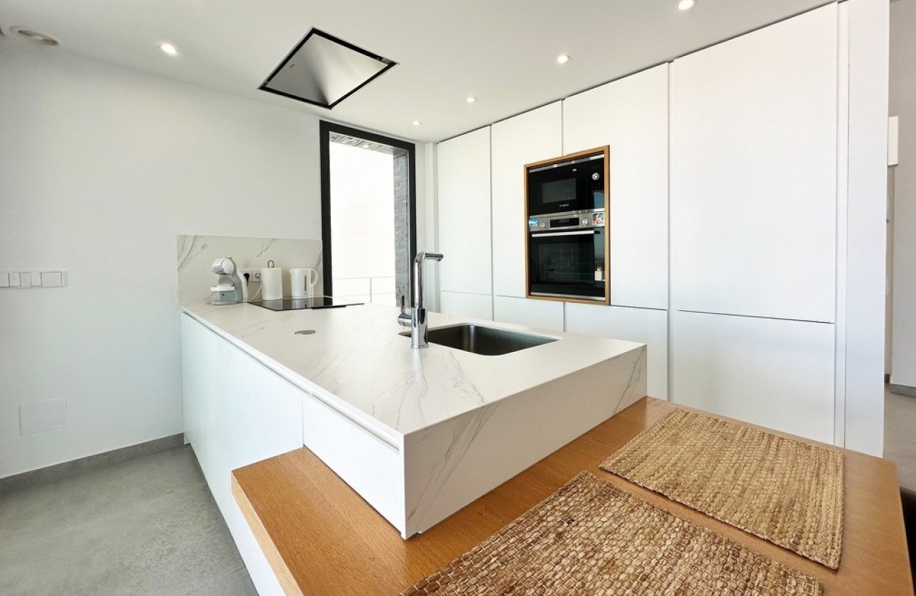 Resale - Villa -
Rojales - Inland