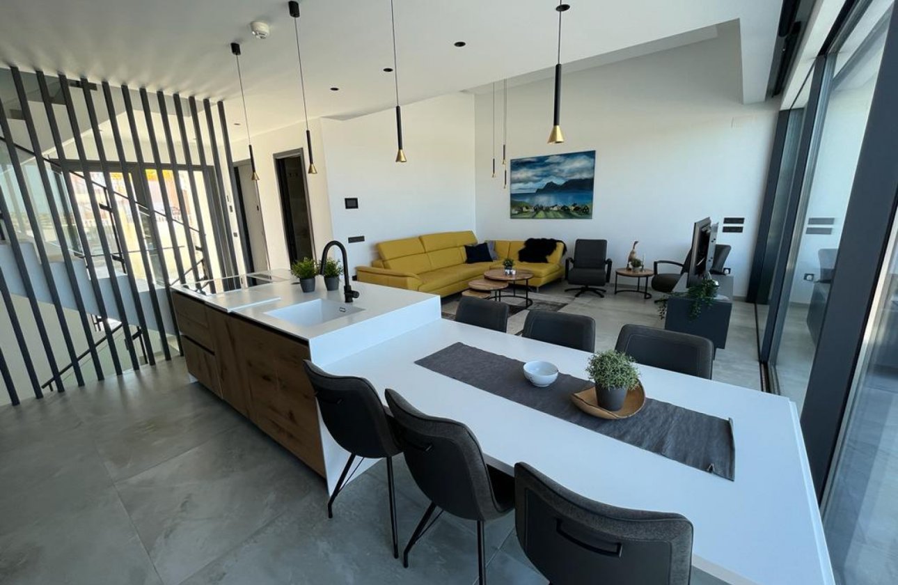 Resale - Villa -
Rojales - Inland