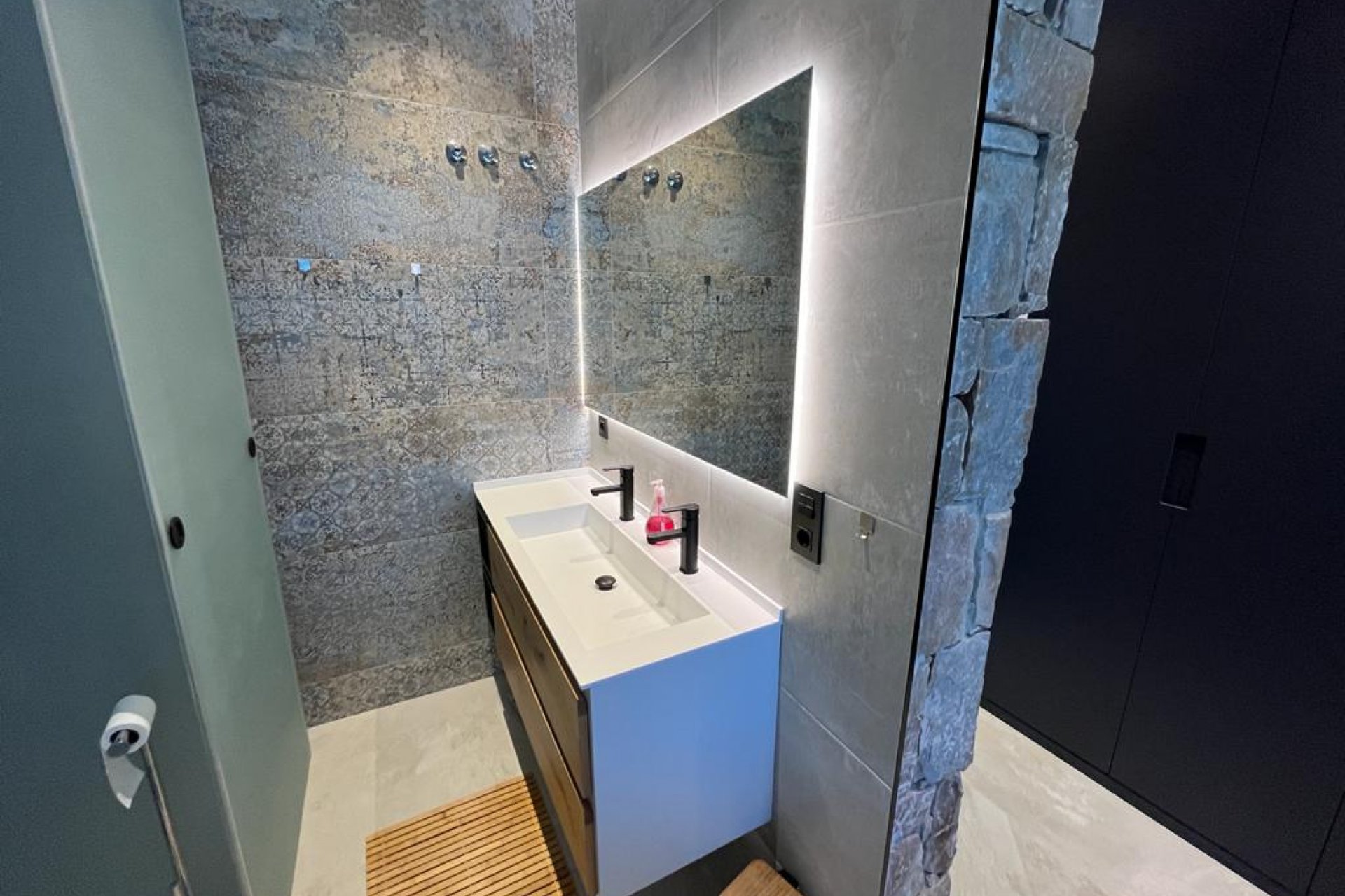 Resale - Villa -
Rojales - Inland