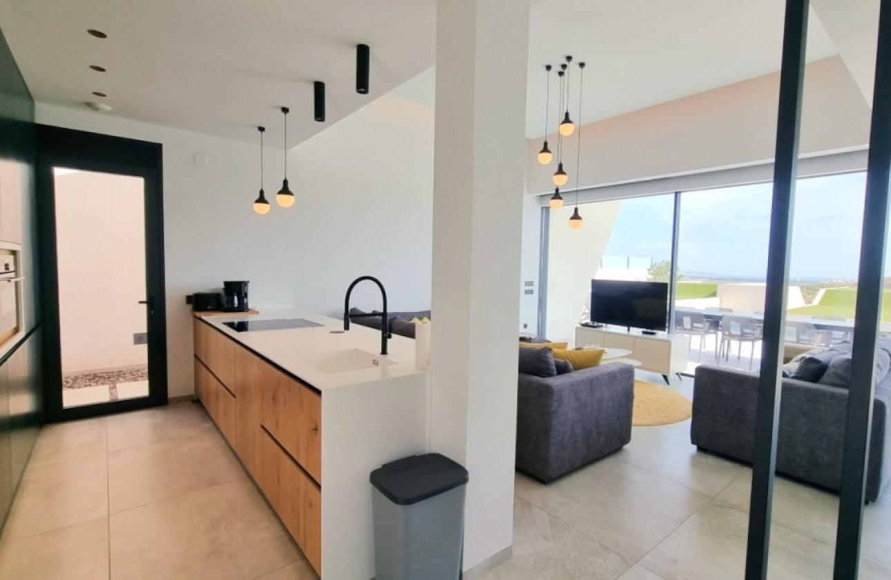 Resale - Villa -
Rojales - Inland