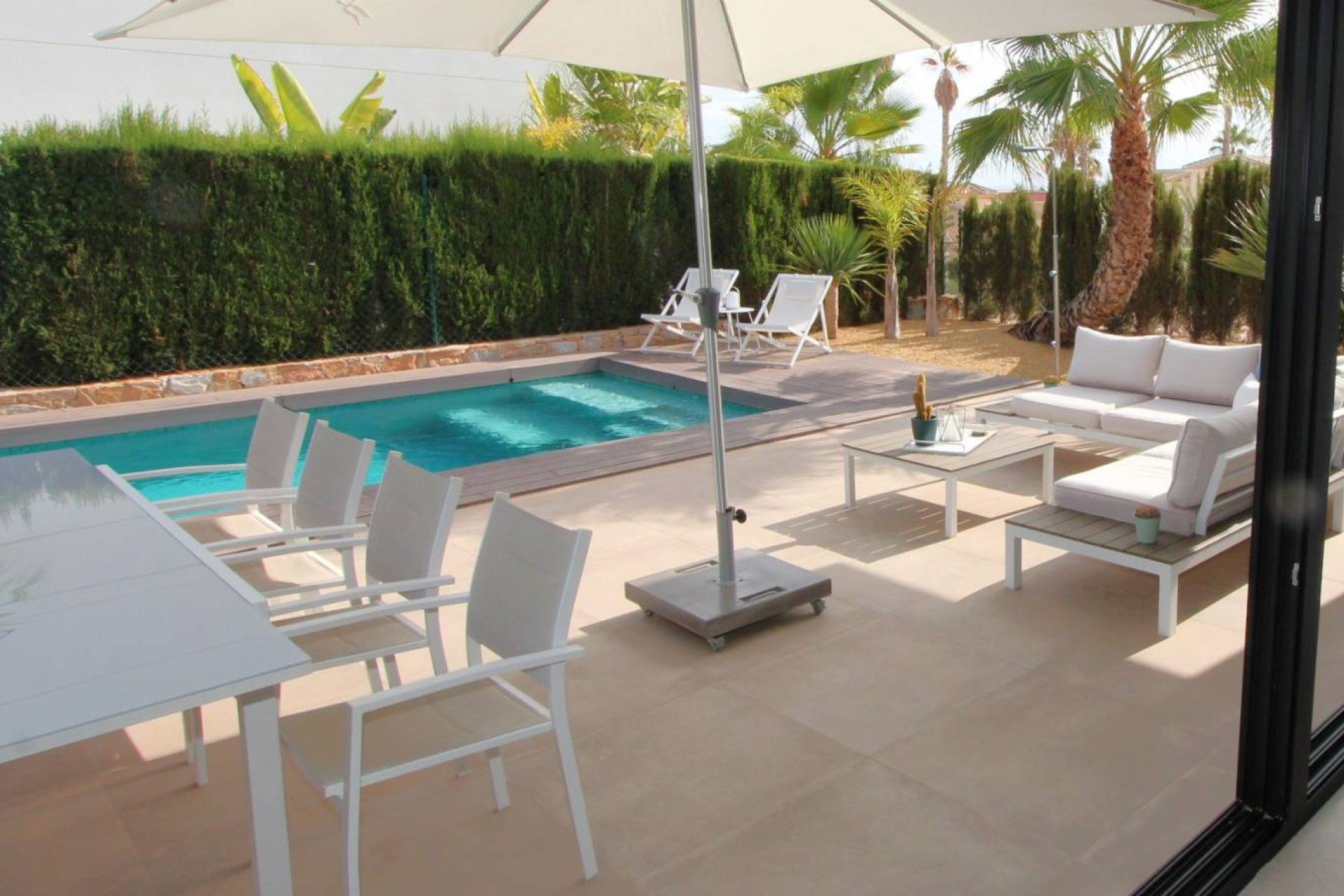 Resale - Villa -
Rojales - Inland