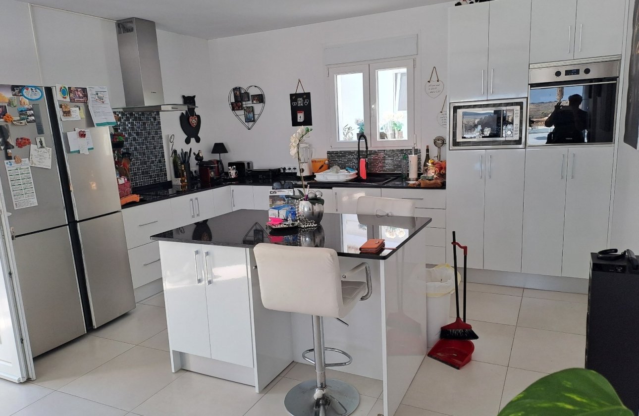 Resale - Villa -
Rojales - Inland