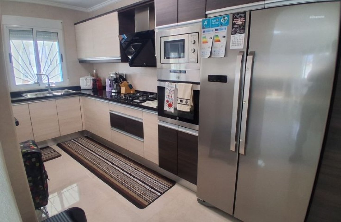 Resale - Villa -
Rojales - Inland