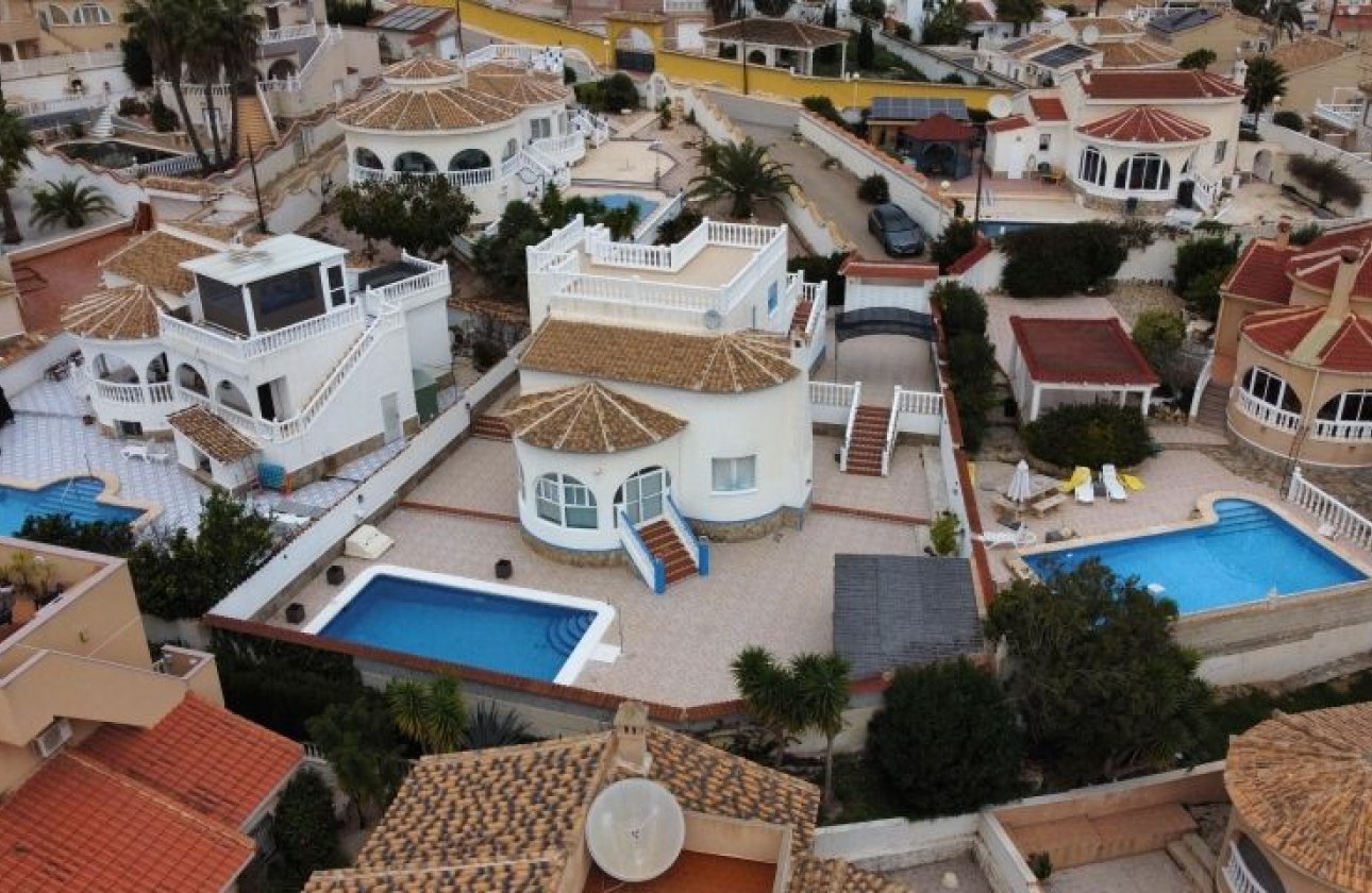 Resale - Villa -
Rojales - Inland