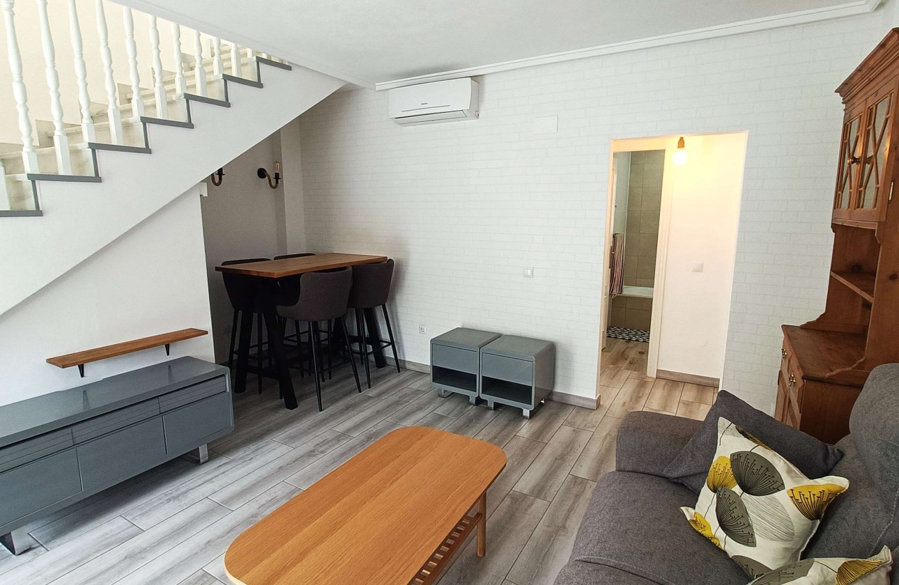 Resale - Villa -
Rojales - Inland
