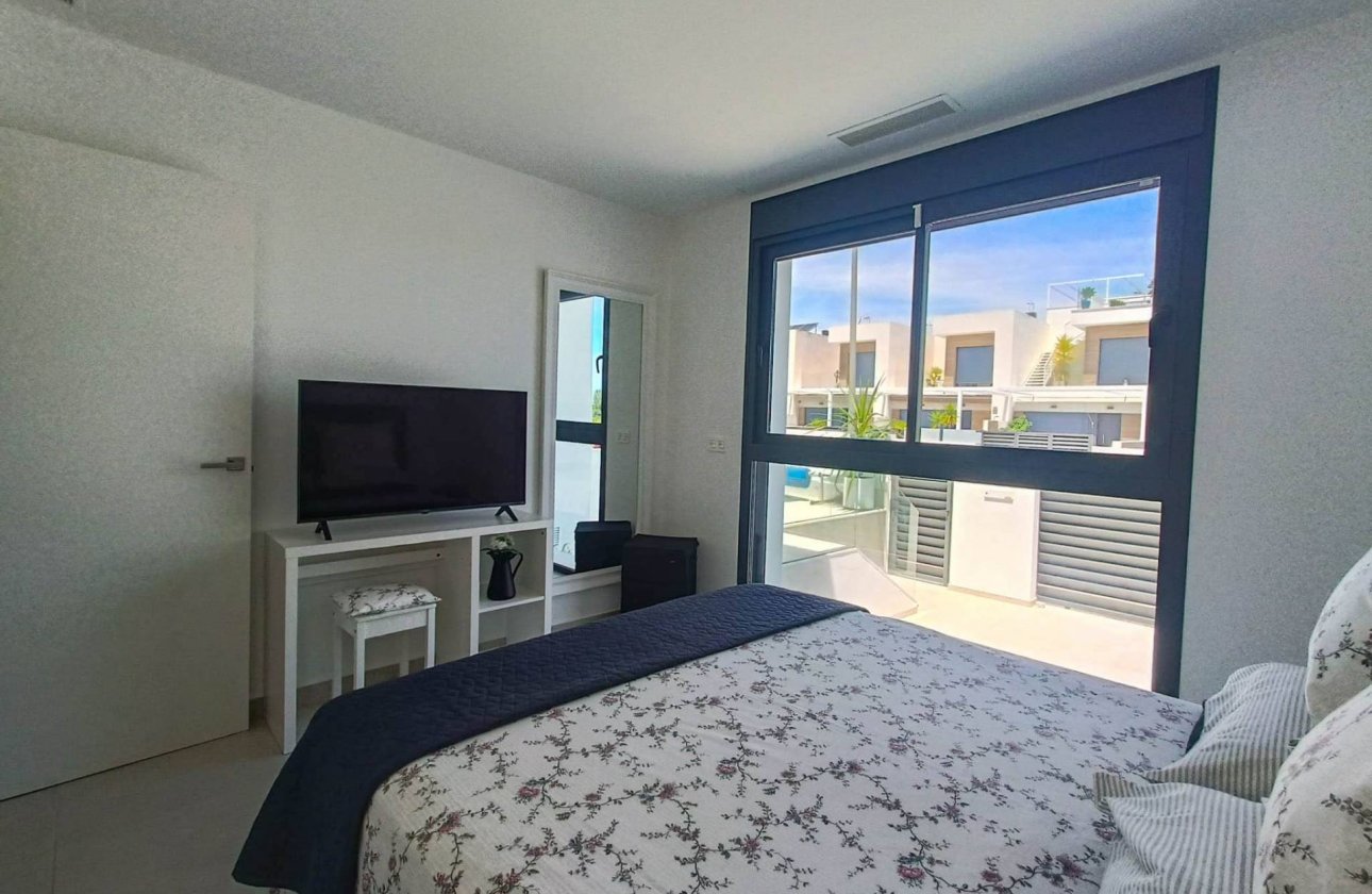 Resale - Villa -
Rojales - Inland