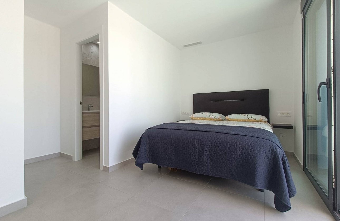 Resale - Villa -
Rojales - Inland