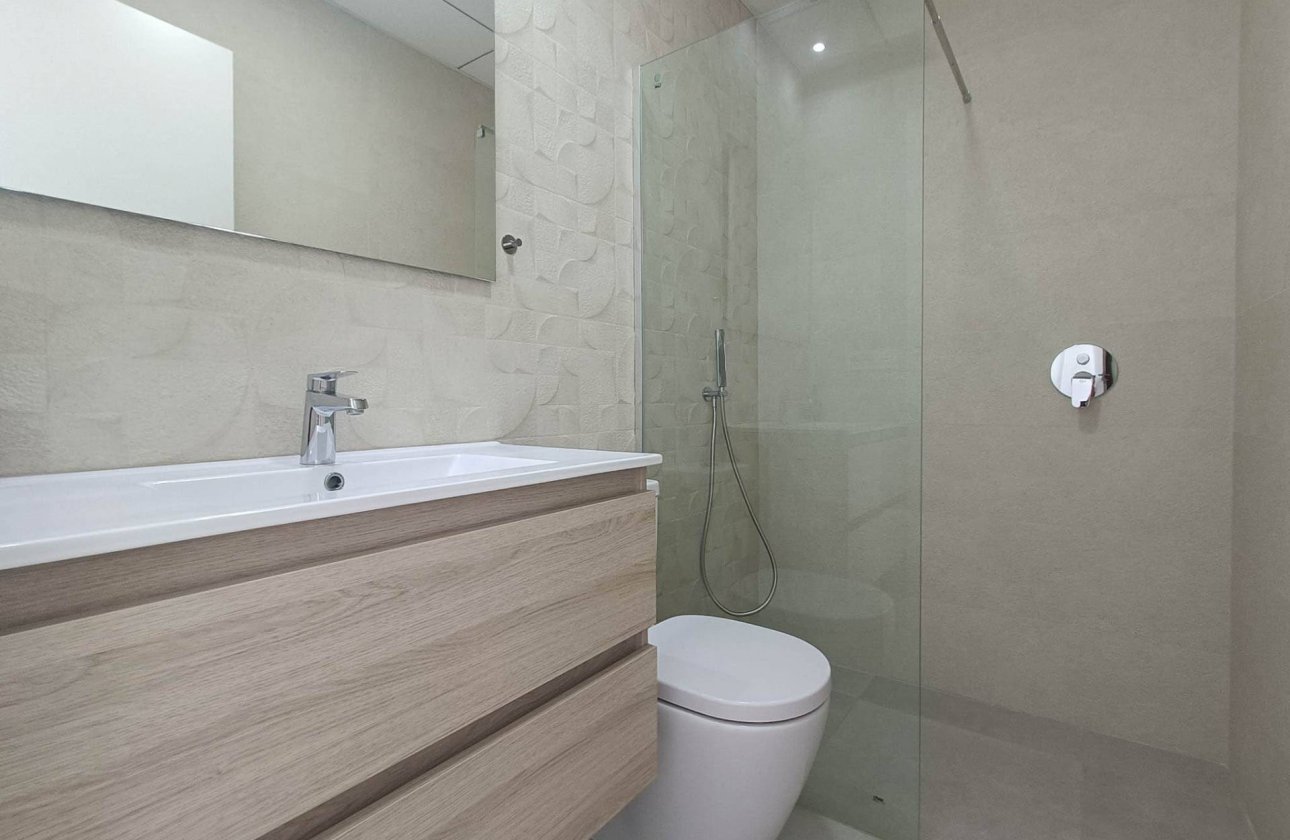 Resale - Villa -
Rojales - Inland