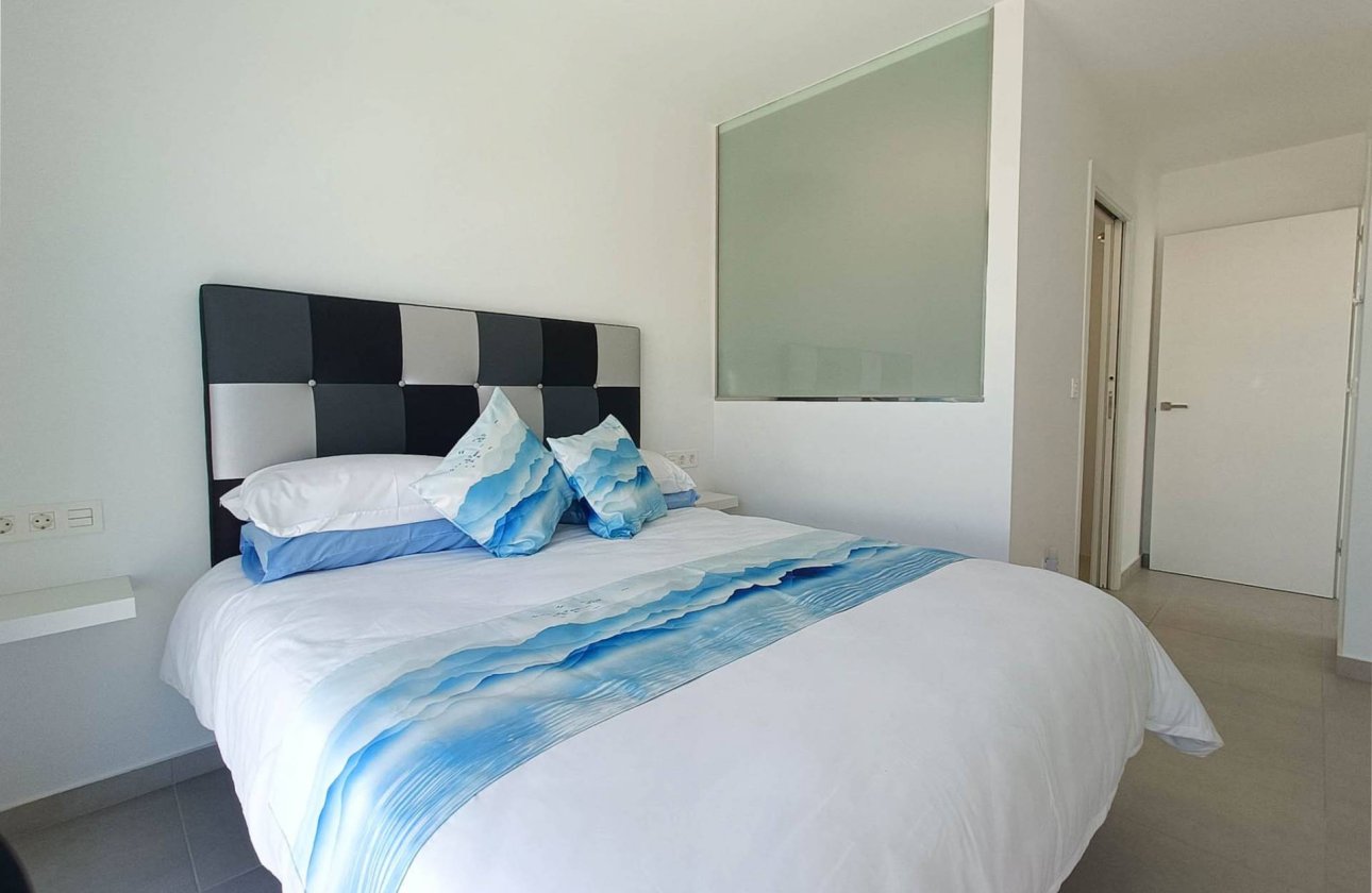 Resale - Villa -
Rojales - Inland