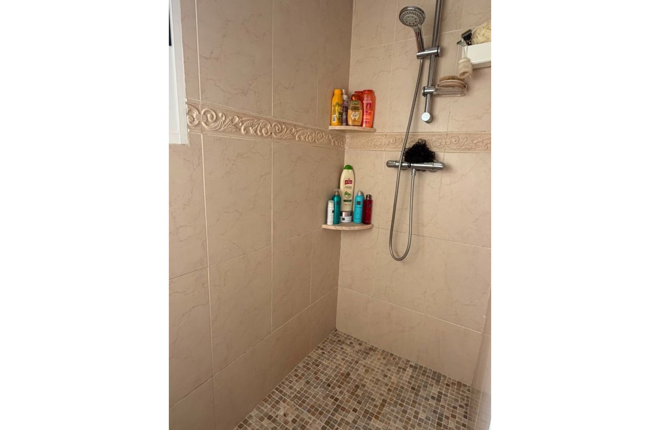 Resale - Villa -
Rojales - Inland