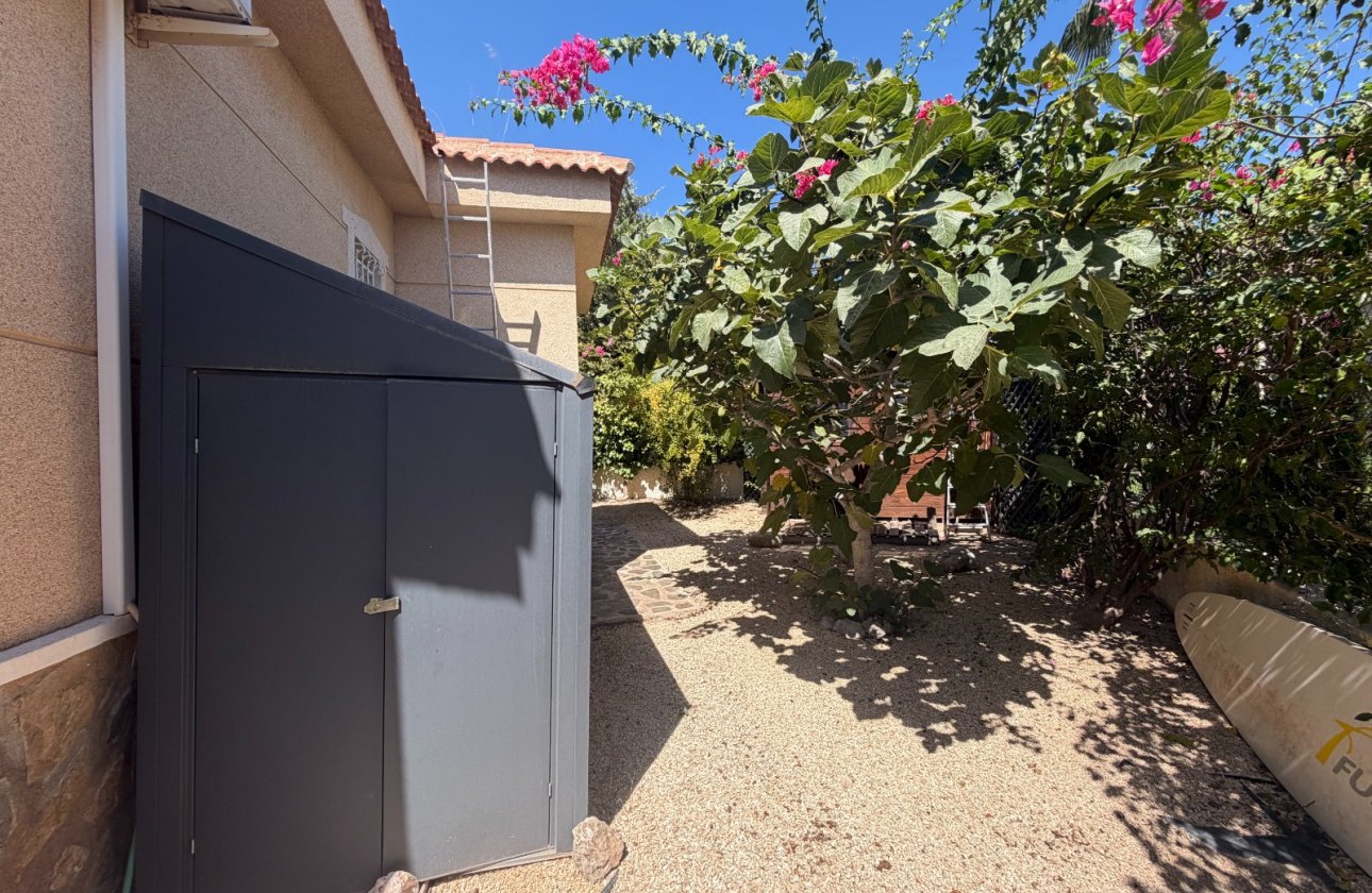 Resale - Villa -
Rojales - Inland