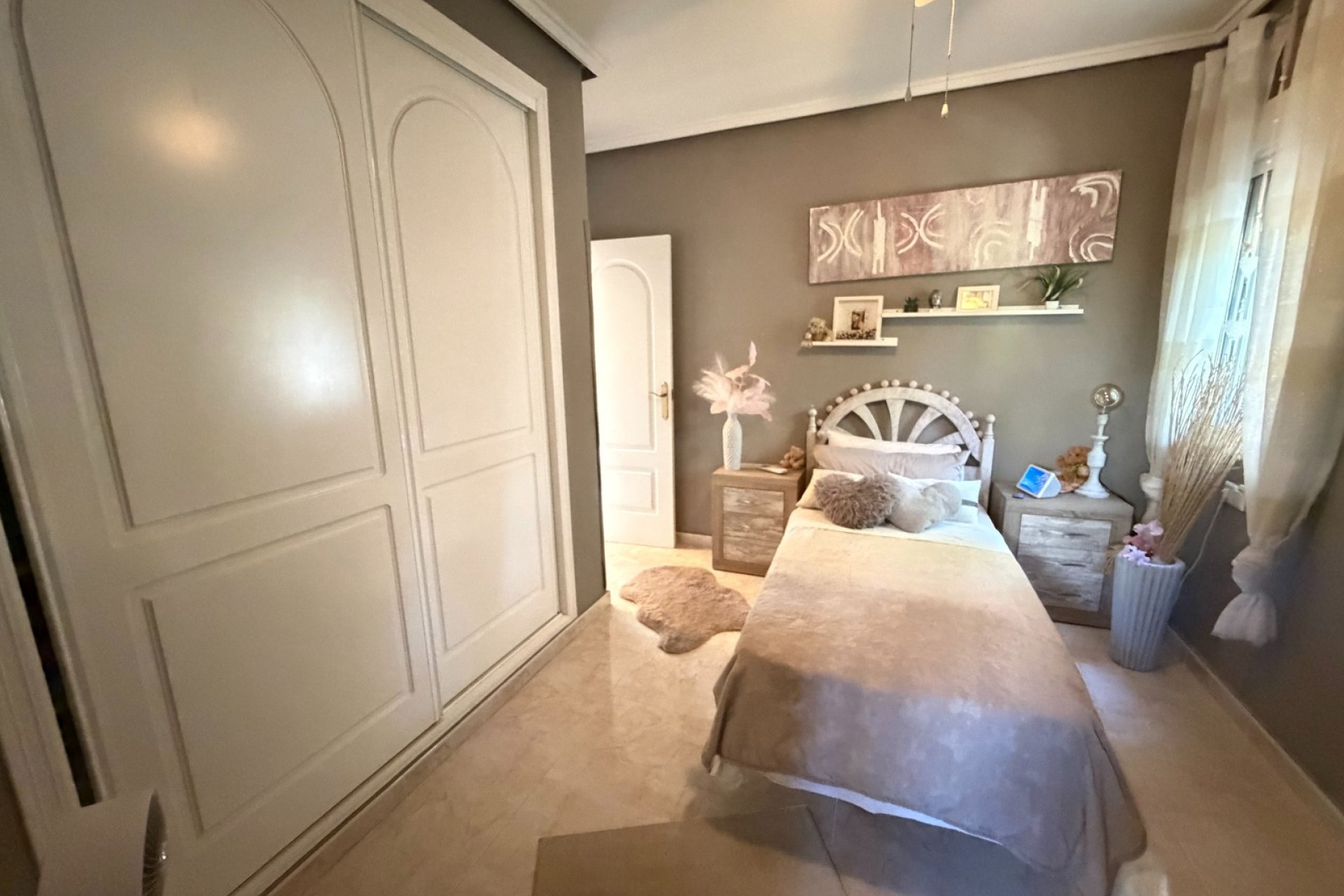 Resale - Villa -
Rojales - Inland