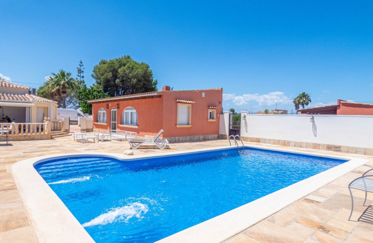 Resale - Villa -
Rojales - Inland