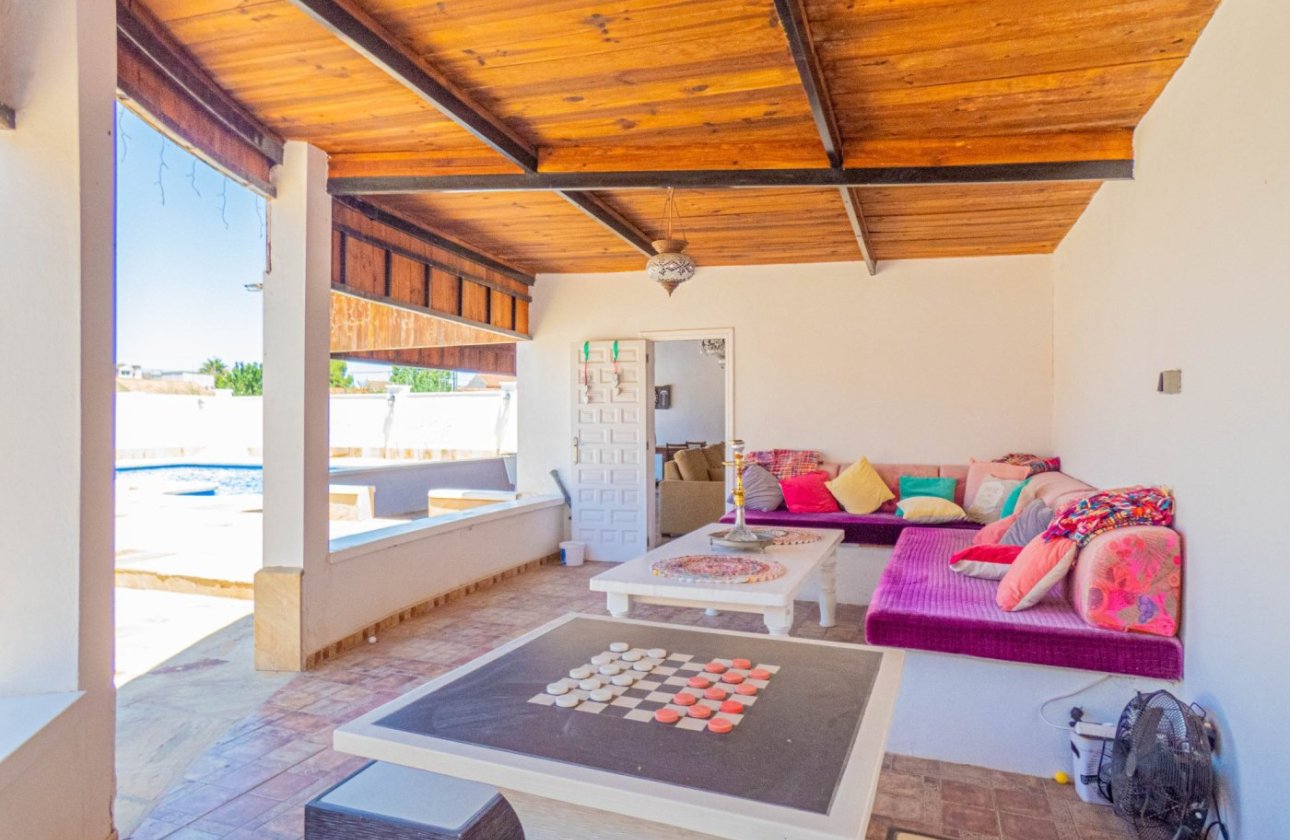 Resale - Villa -
Rojales - Inland