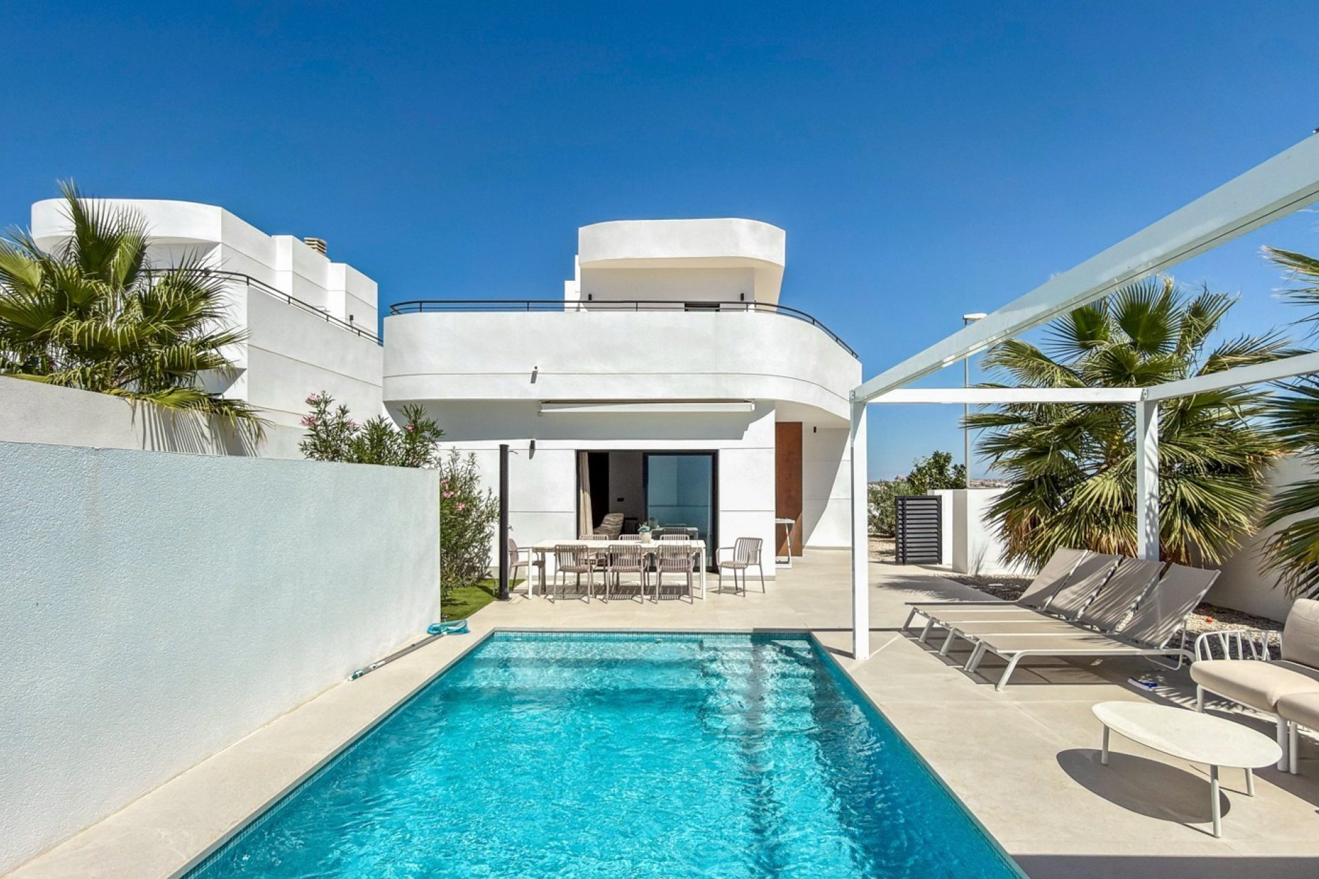 Resale - Villa -
Rojales - Inland