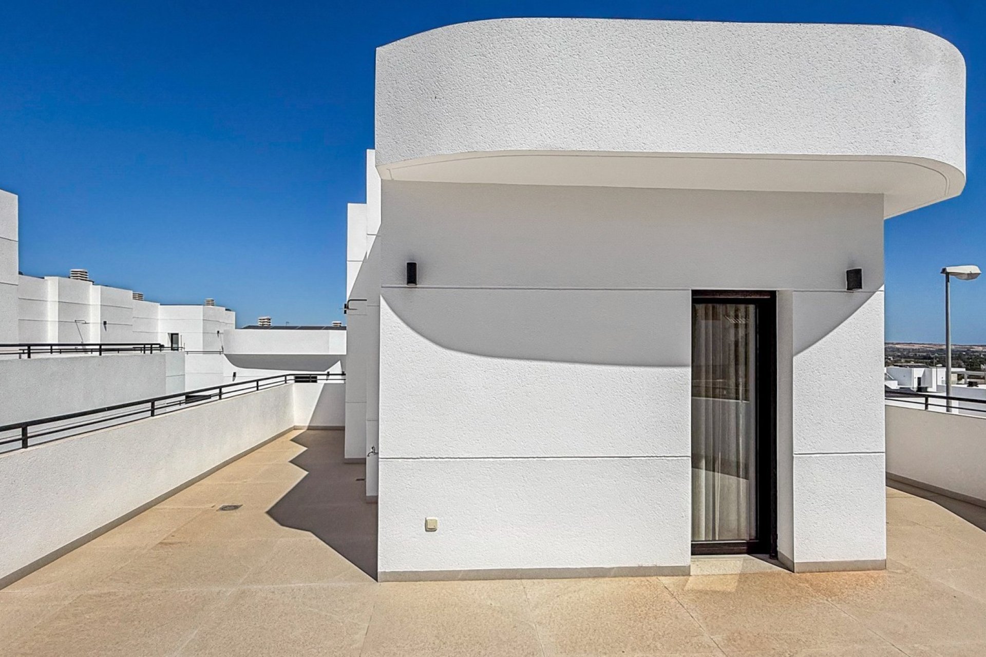 Resale - Villa -
Rojales - Inland