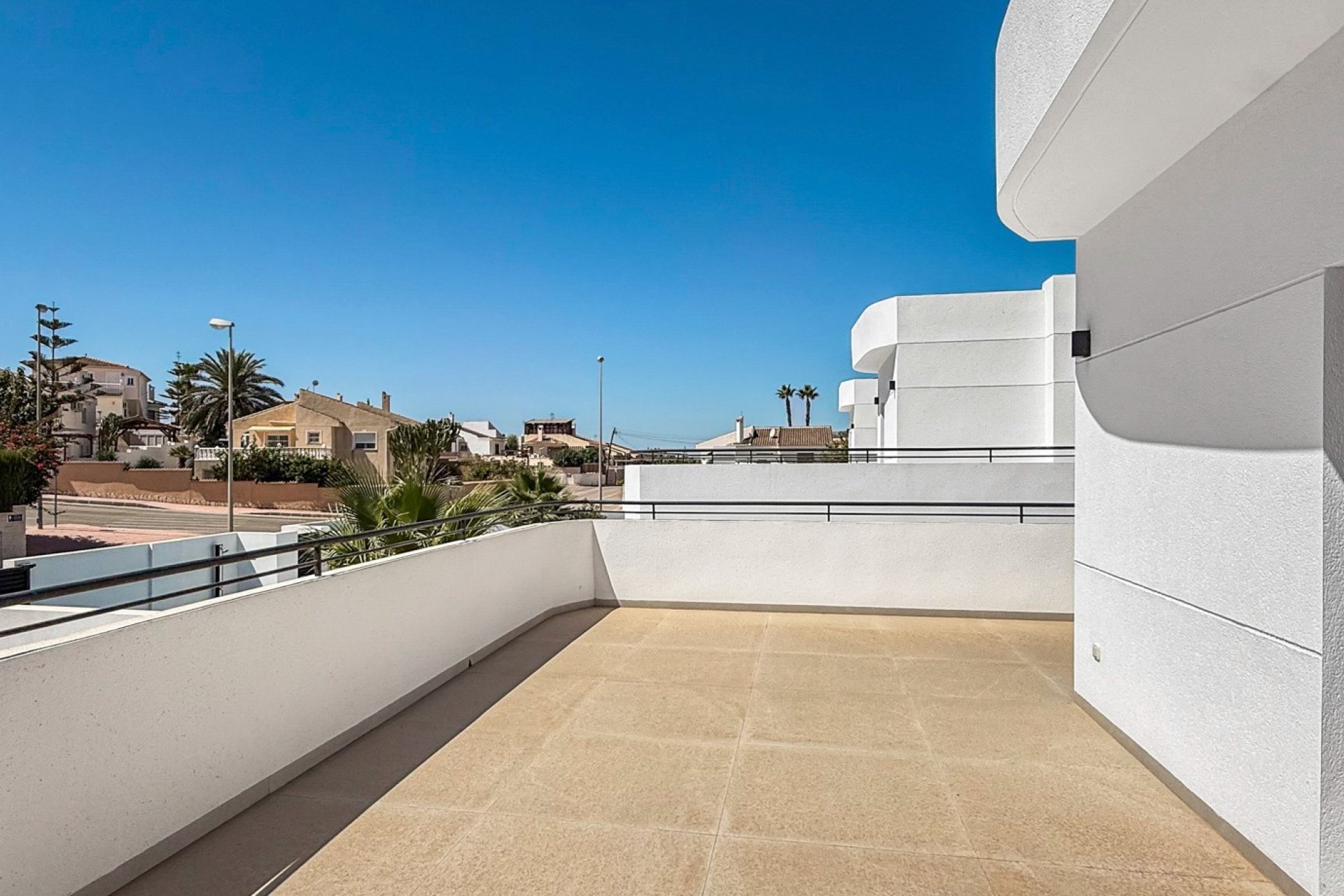 Resale - Villa -
Rojales - Inland