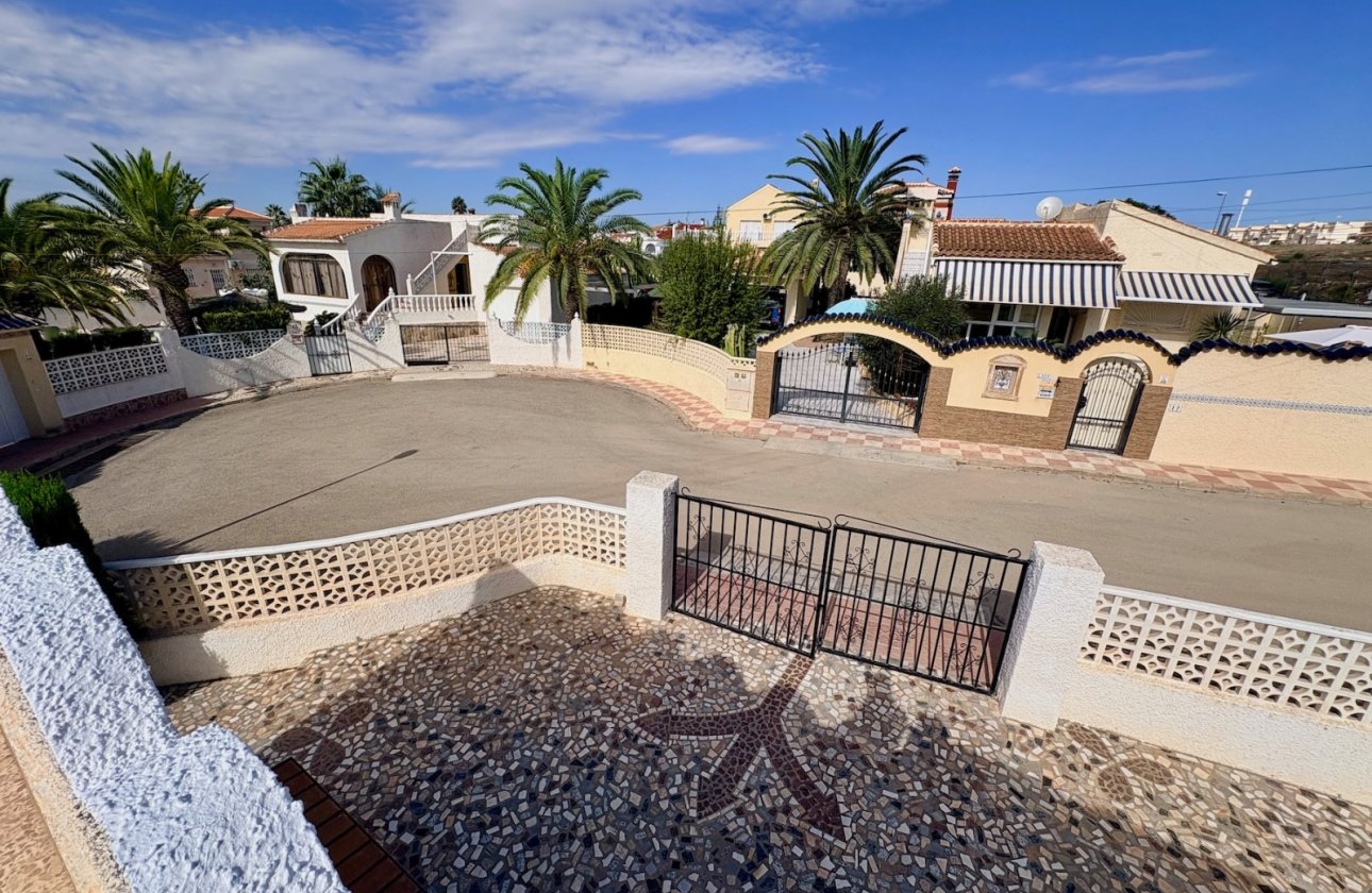 Resale - Villa -
Rojales - Inland