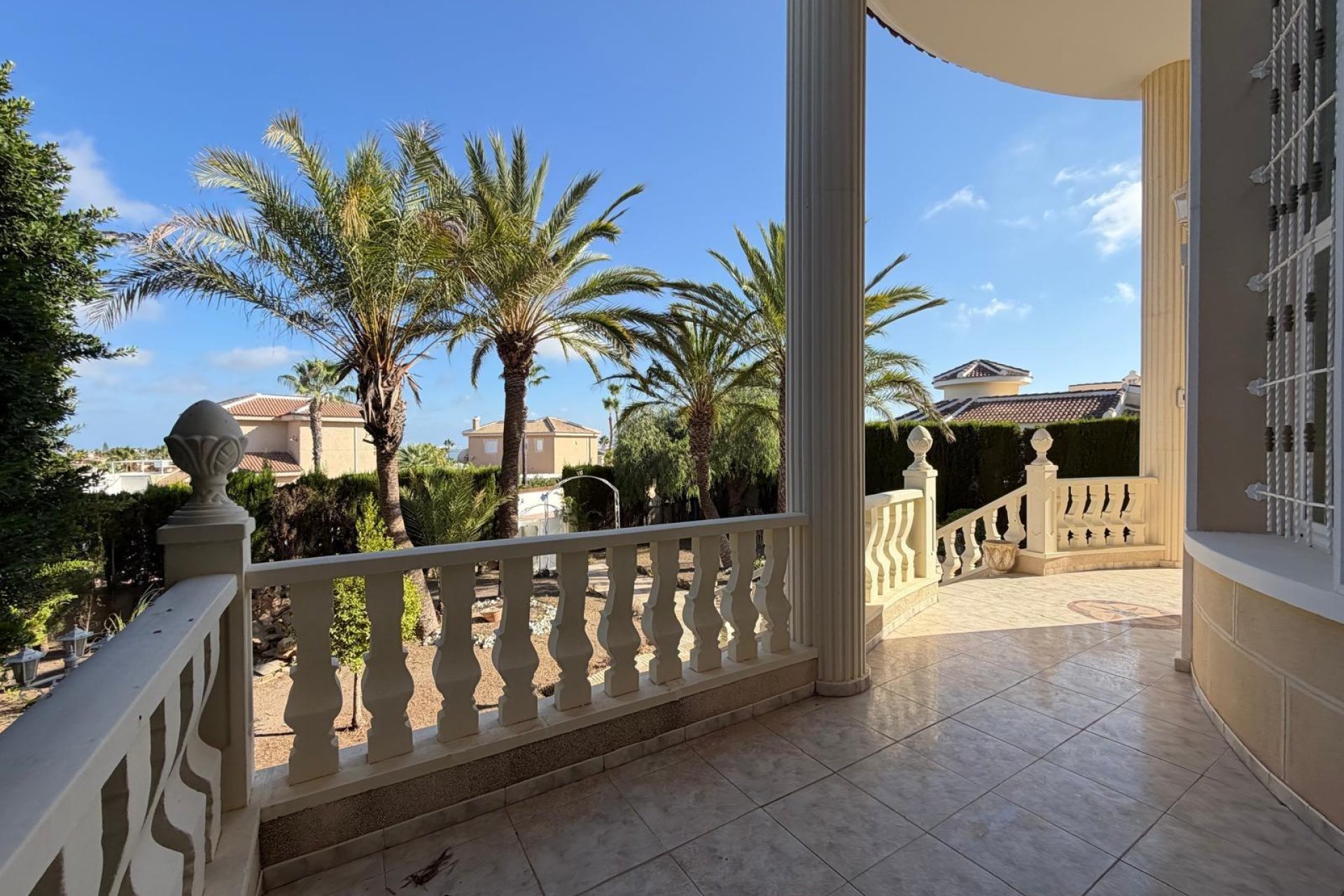 Resale - Villa -
Rojales - La Fiesta