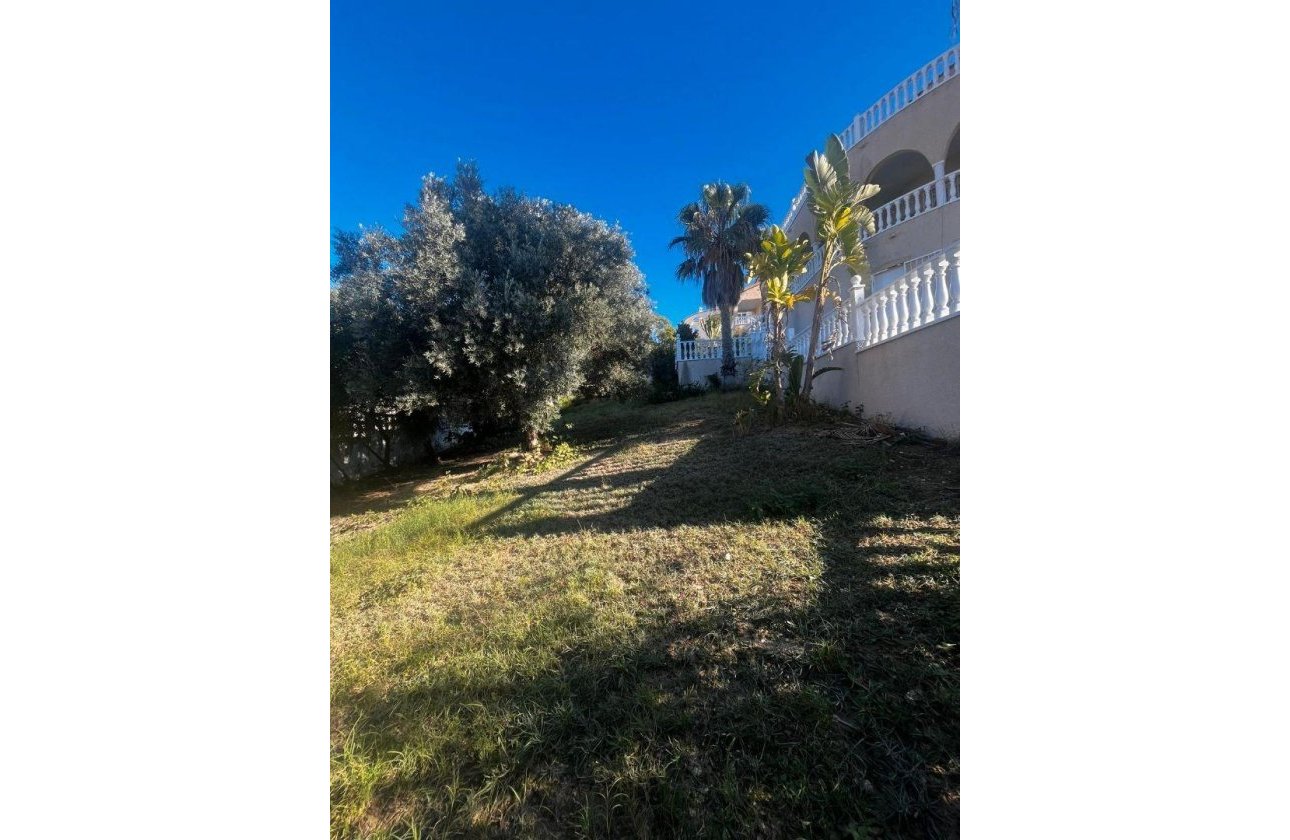 Resale - Villa -
Rojales - La Marquesa