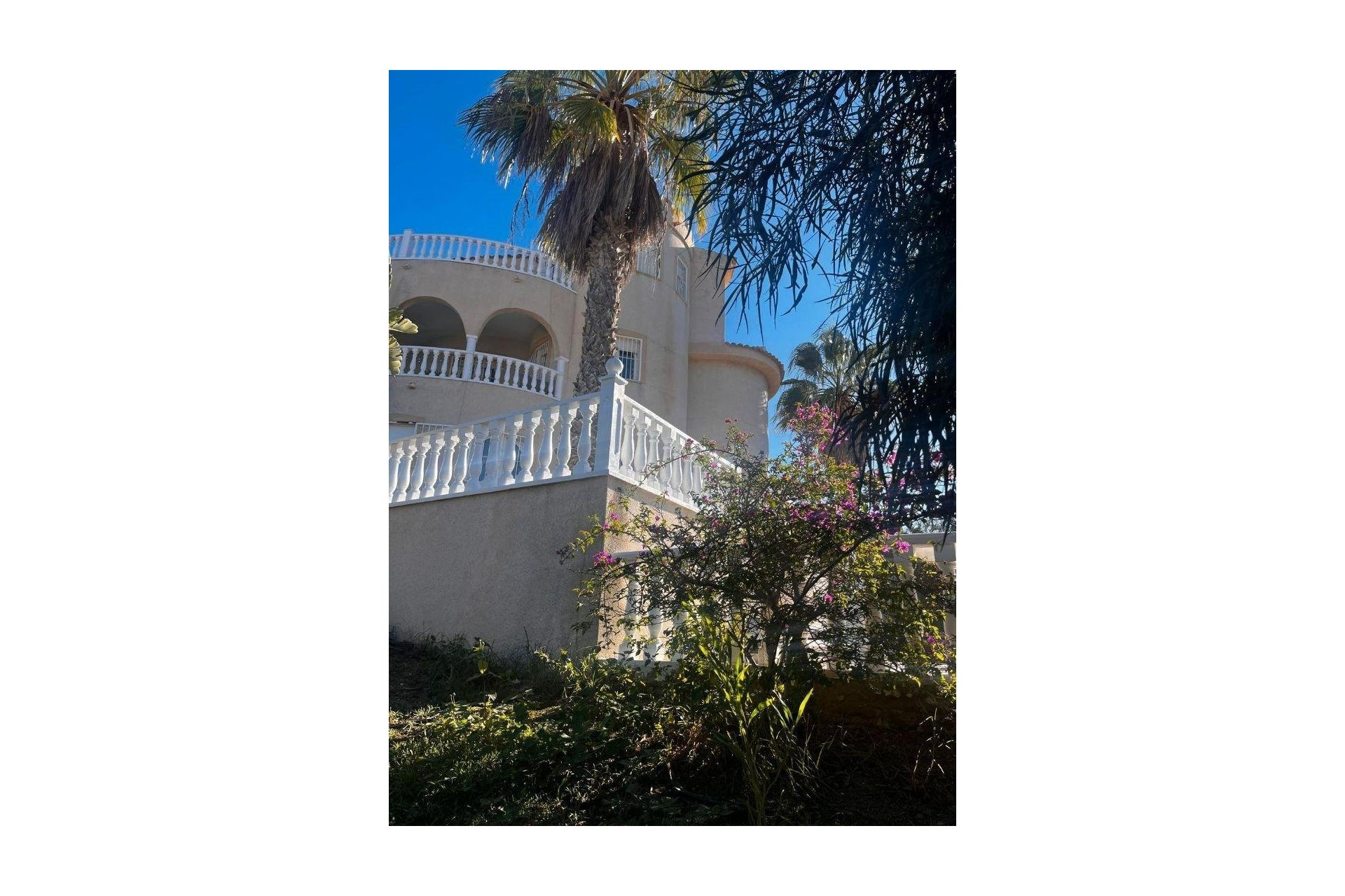 Resale - Villa -
Rojales - La Marquesa