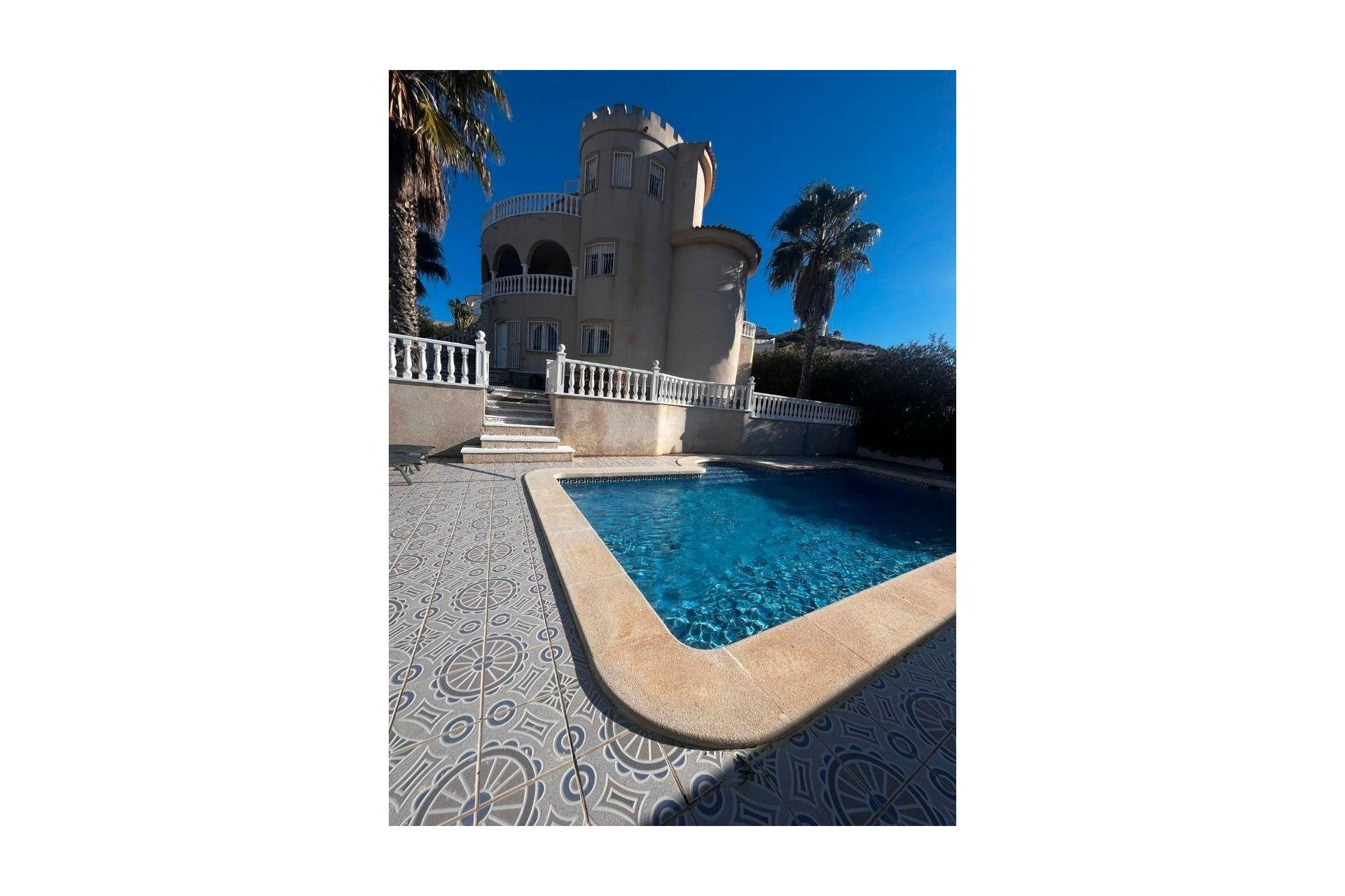 Resale - Villa -
Rojales - La Marquesa