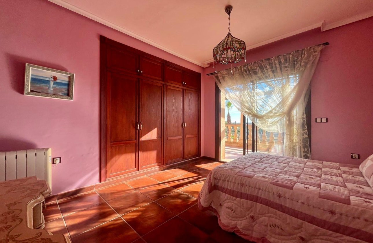 Resale - Villa -
Rojales - La Vega Baja