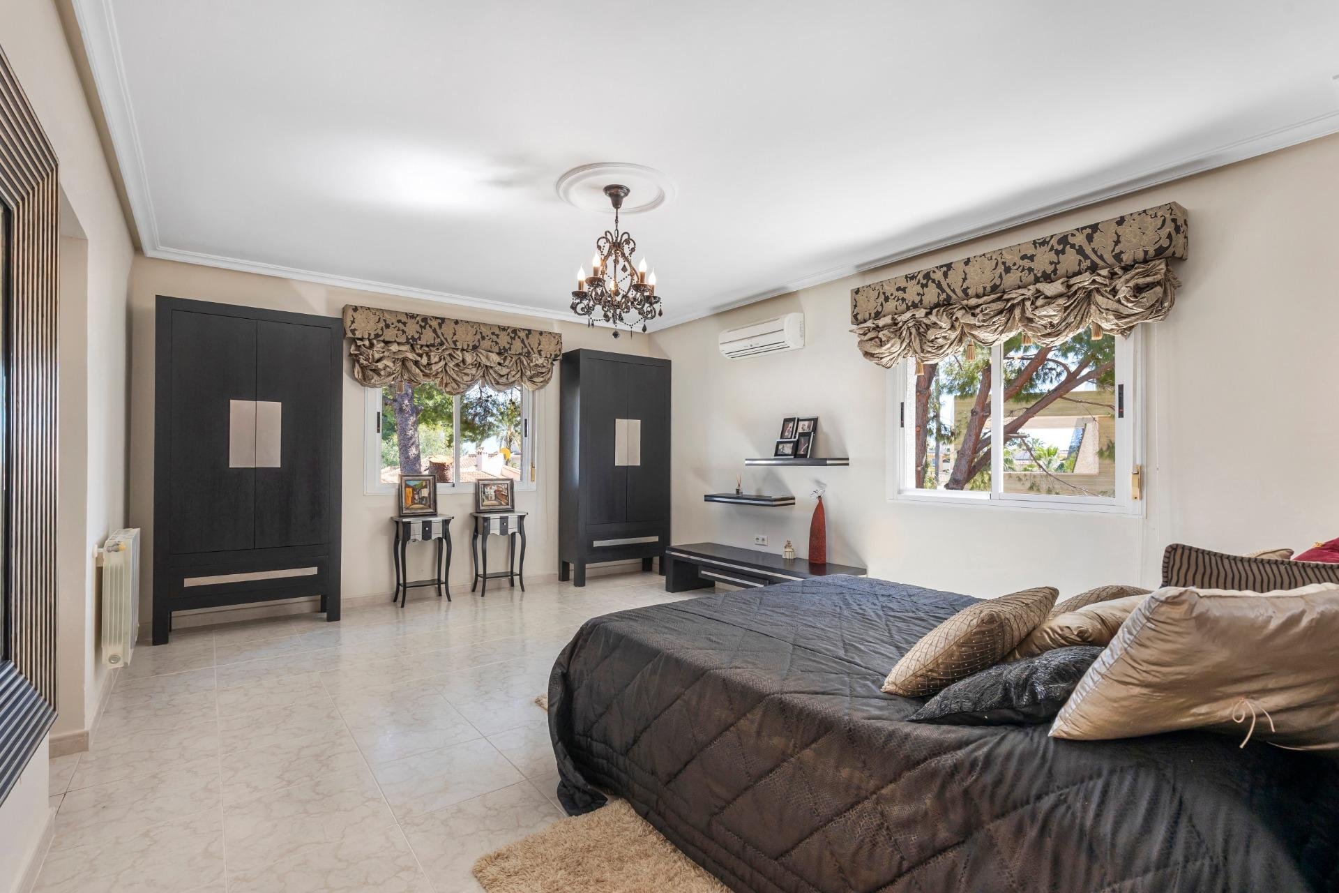 Resale - Villa -
Rojales - Pueblo Bravo