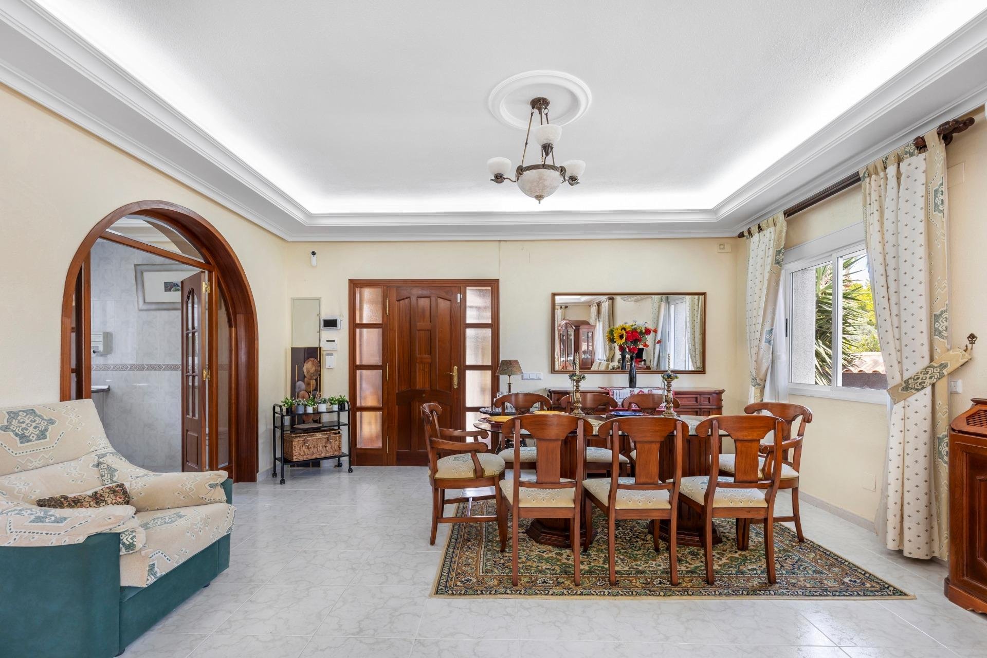 Resale - Villa -
Rojales - Pueblo Bravo