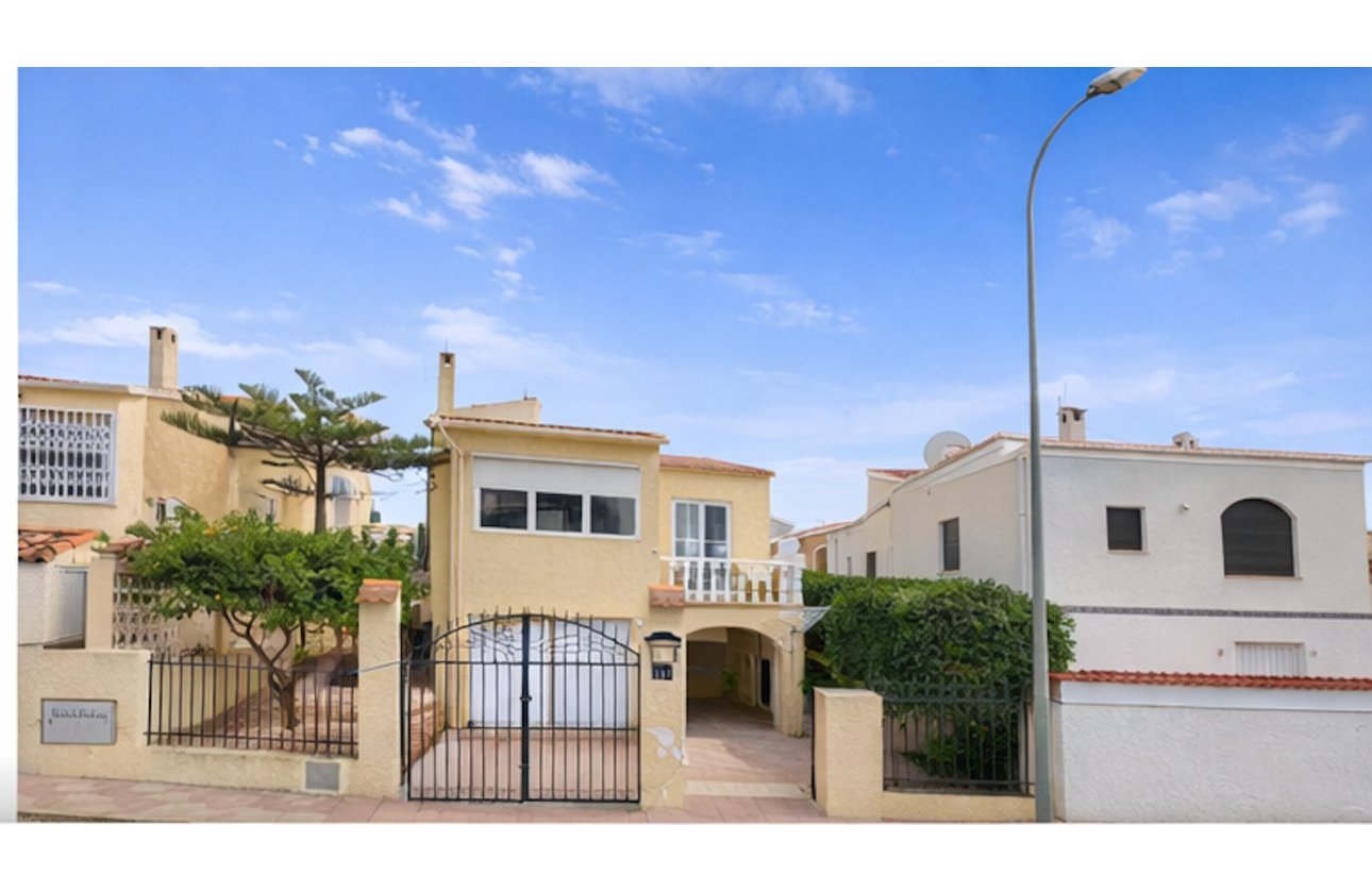 Resale - Villa -
San Fulgencio - Costa Blanca