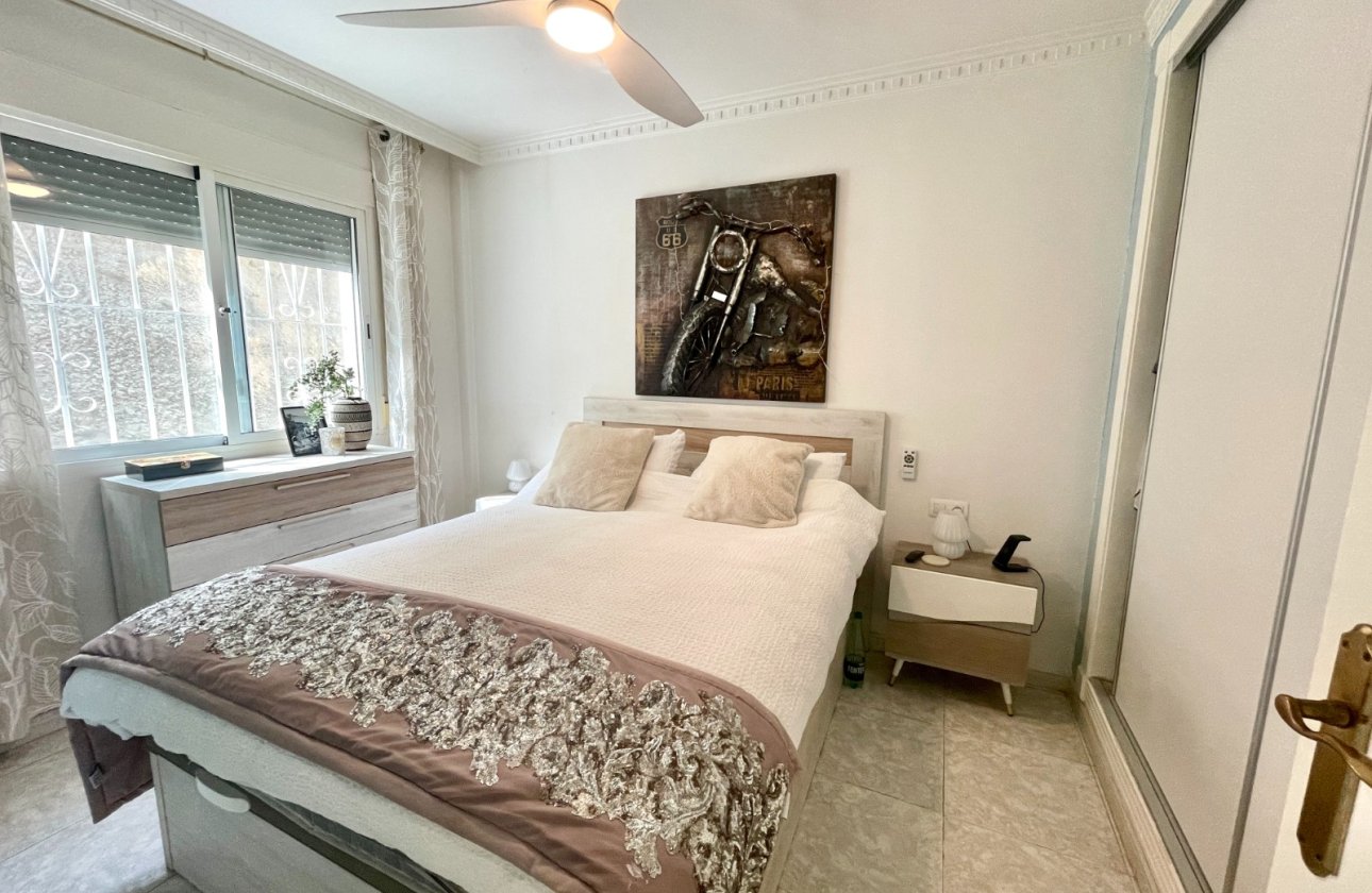 Resale - Villa -
San Fulgencio - Costa Blanca