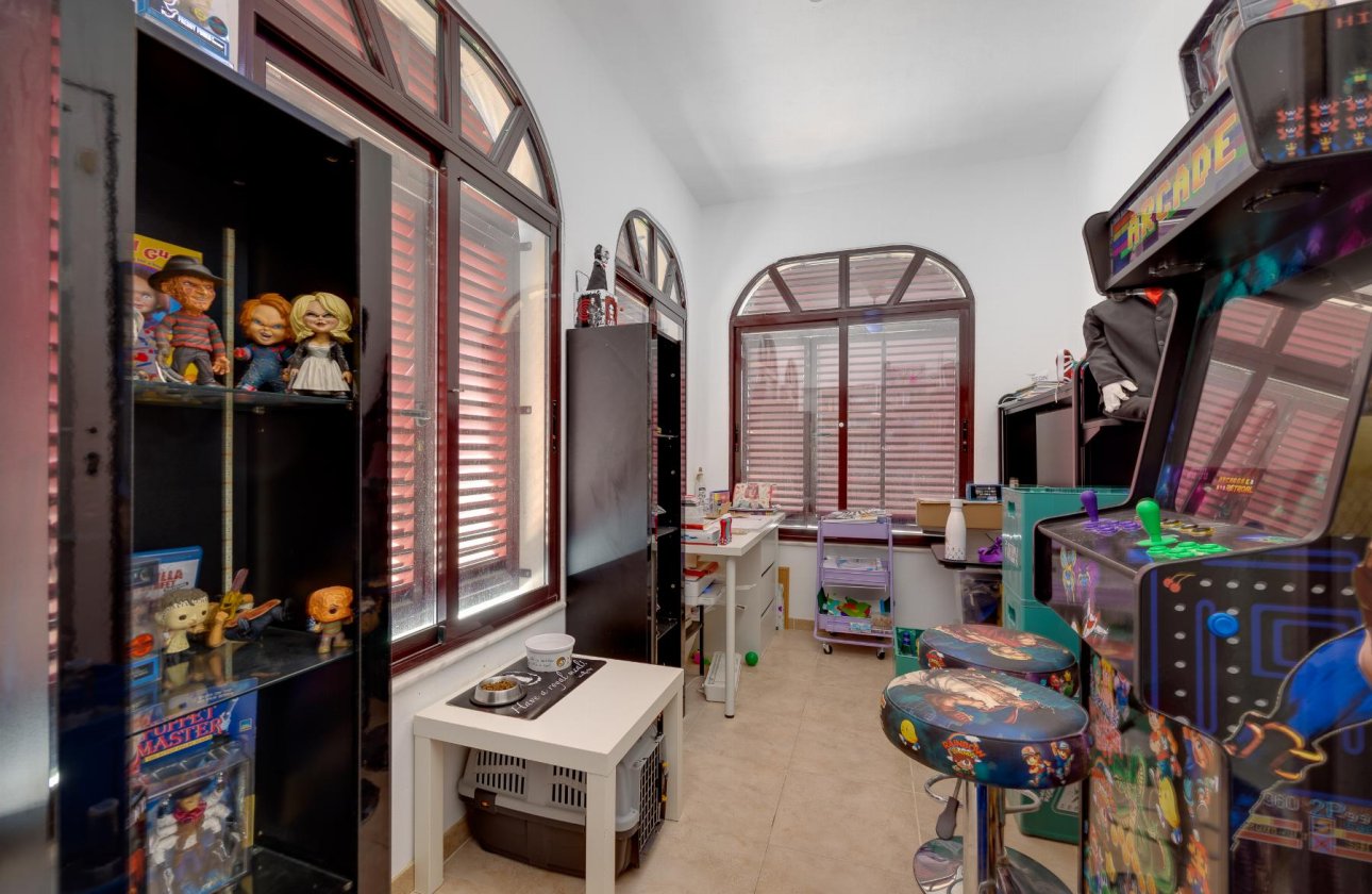 Resale - Villa -
San Fulgencio - Costa Blanca