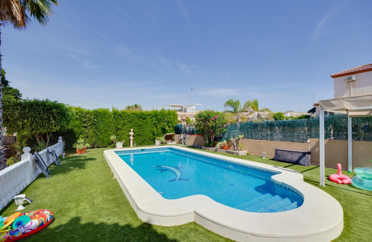 Resale - Villa -
San Fulgencio - Costa Blanca
