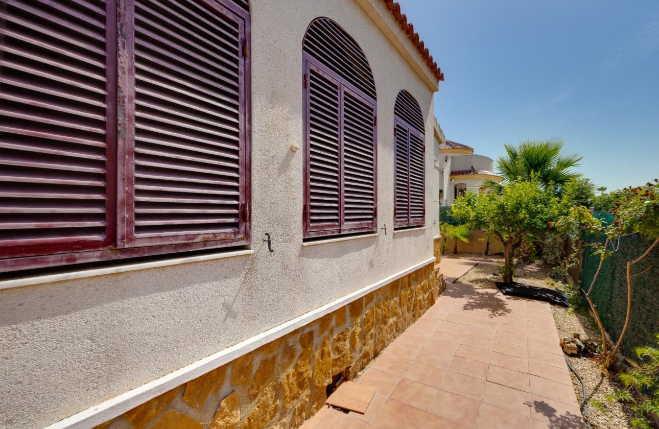 Resale - Villa -
San Fulgencio - Costa Blanca