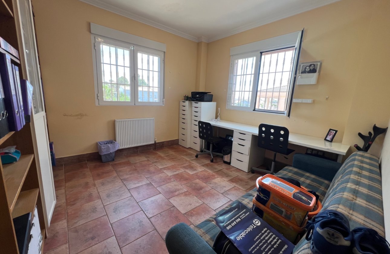 Resale - Villa -
San Fulgencio - Costa Blanca