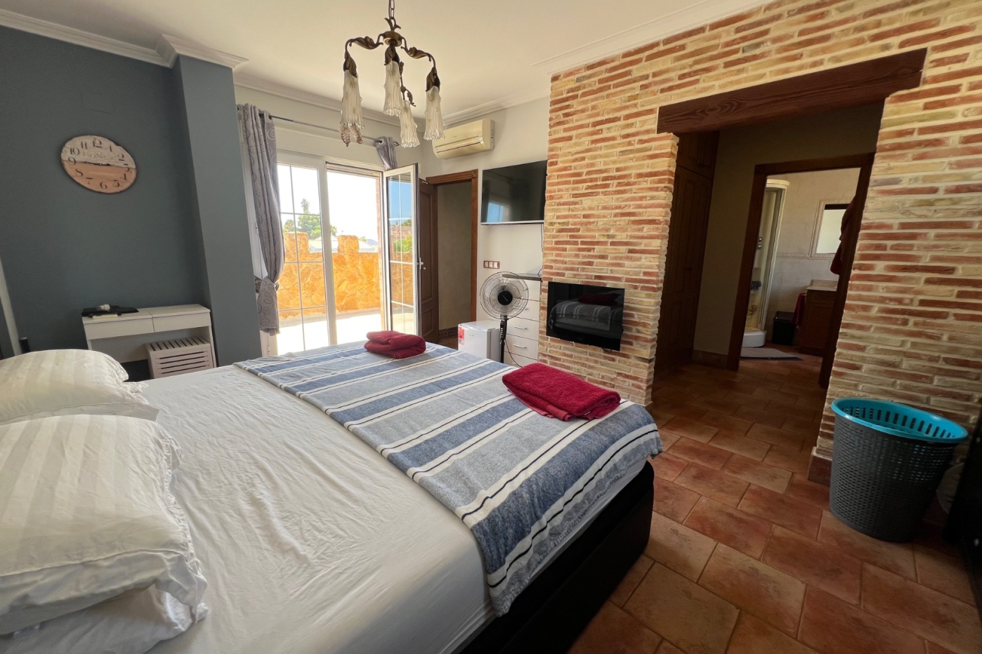 Resale - Villa -
San Fulgencio - Costa Blanca