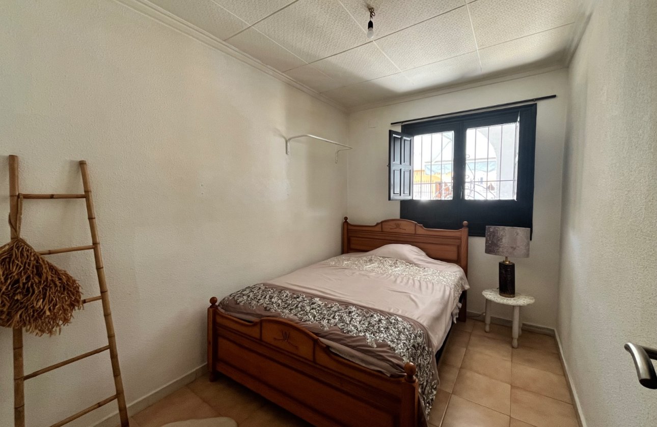 Resale - Villa -
San Fulgencio - Costa Blanca