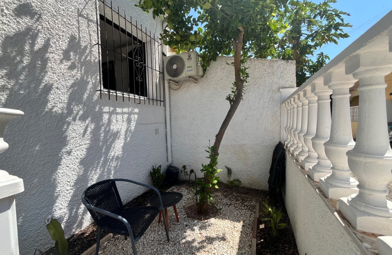 Resale - Villa -
San Fulgencio - Costa Blanca