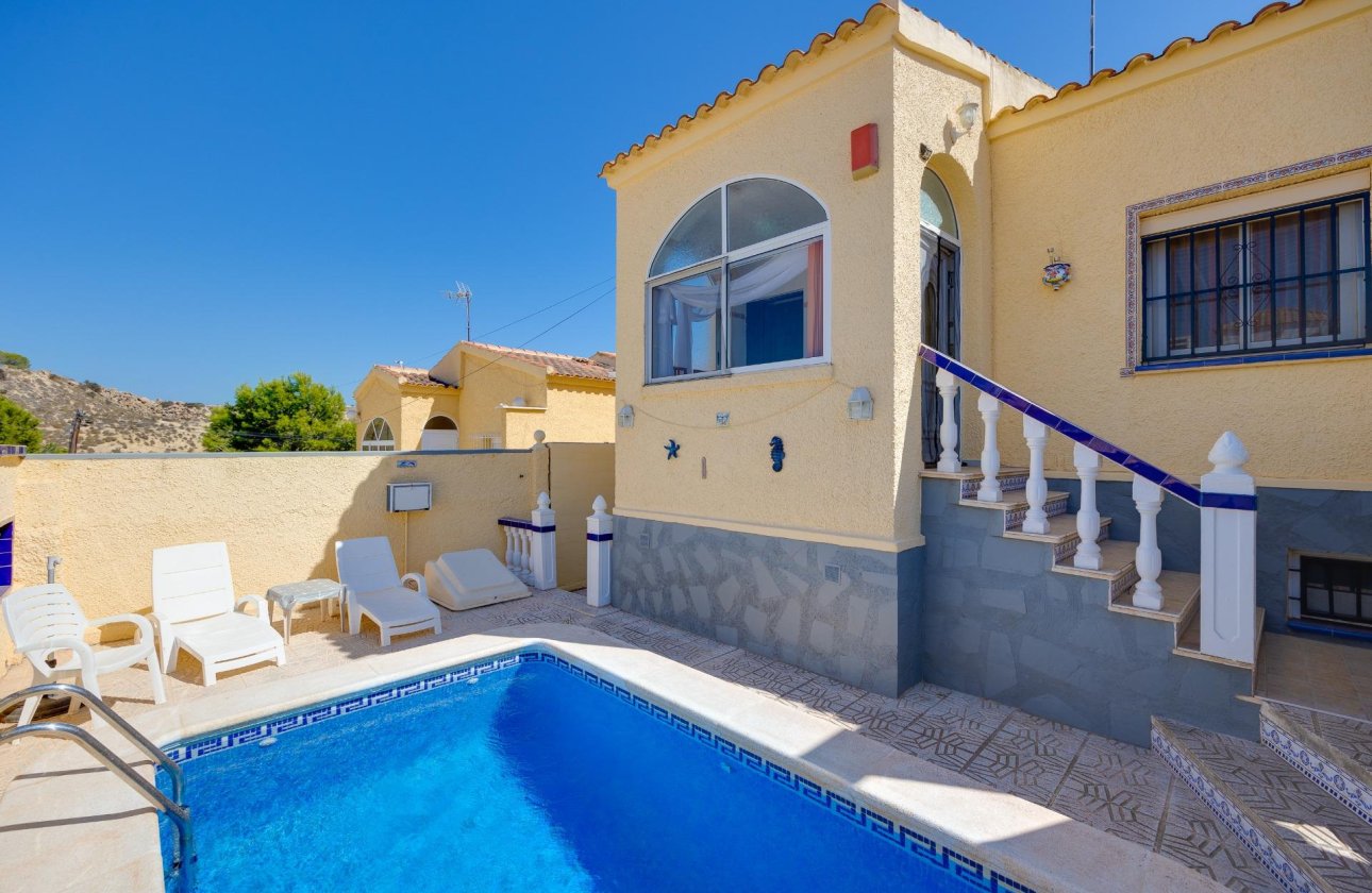 Resale - Villa -
San Fulgencio - La Marina